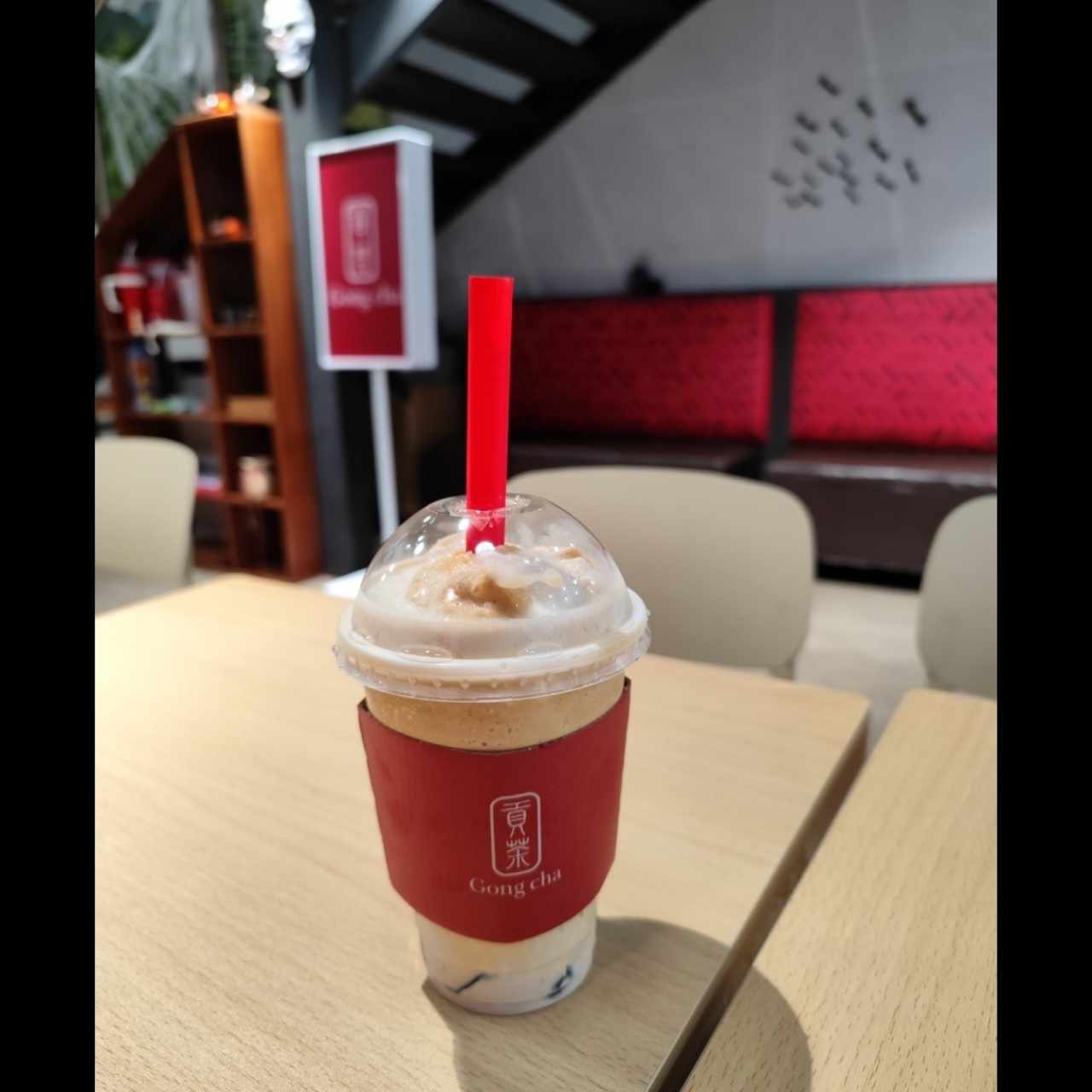 Pumpkin Spice Smoothie with milk foam & Herbal Jelly