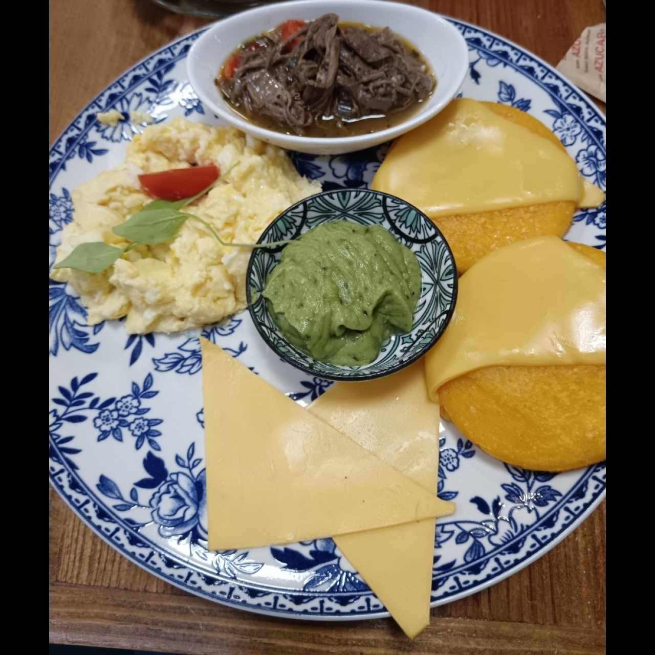 Desayuno - Desayuno Tipico
