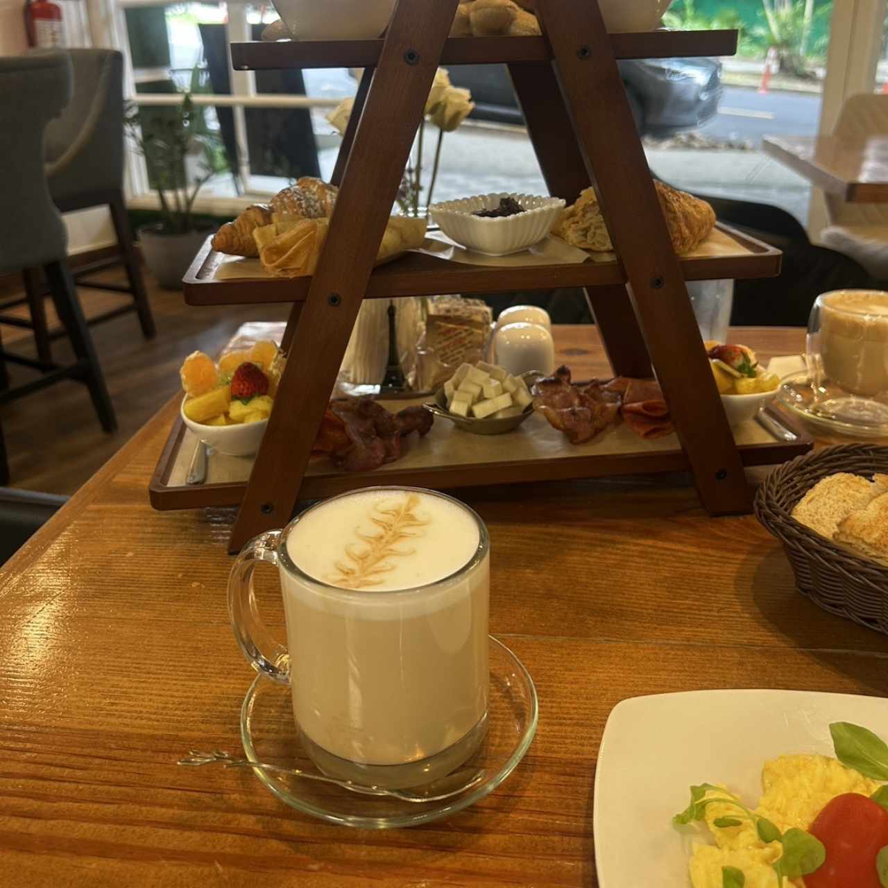Especiales - Brunch Torre Eiffel