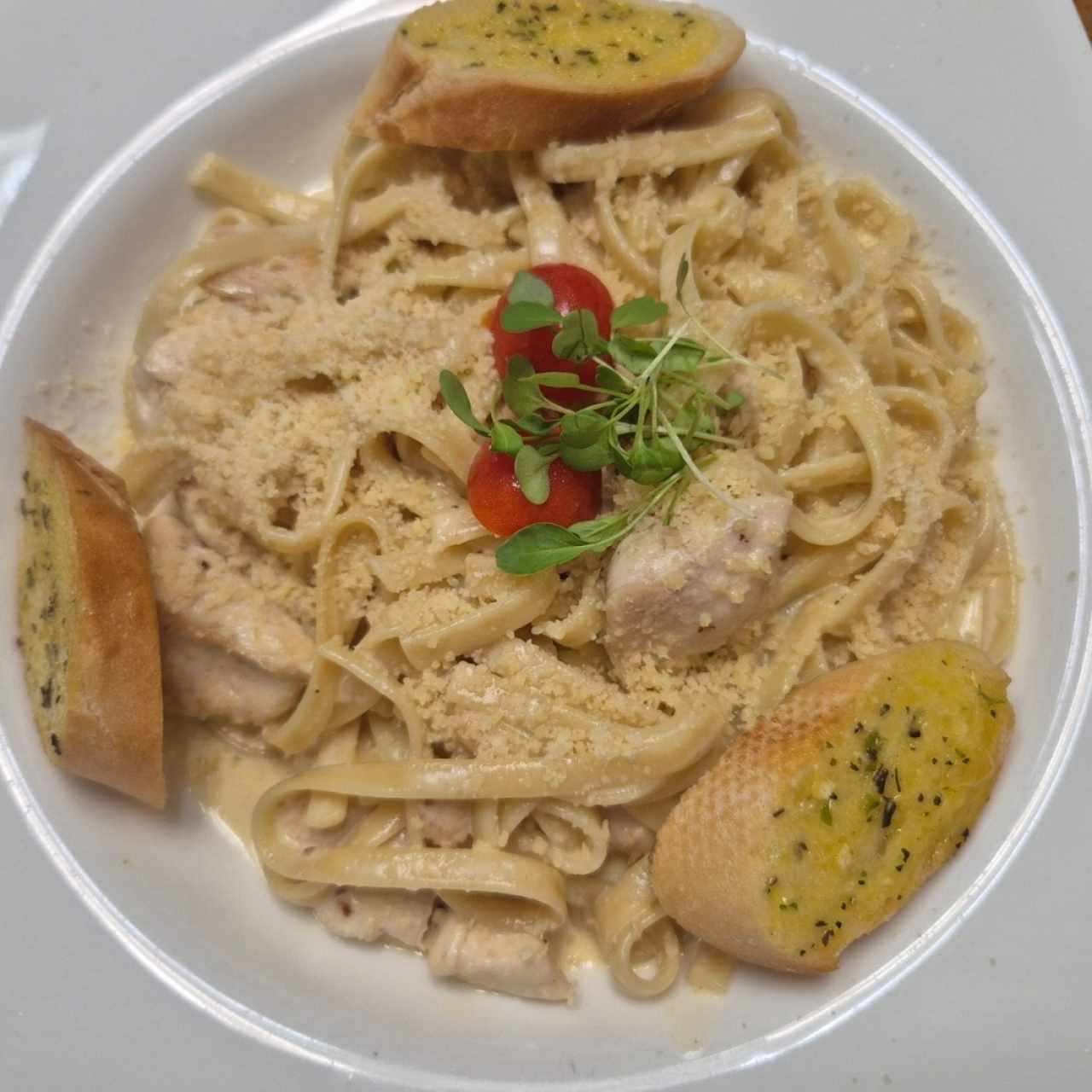 Salsa Blanca/Roja/Pesto