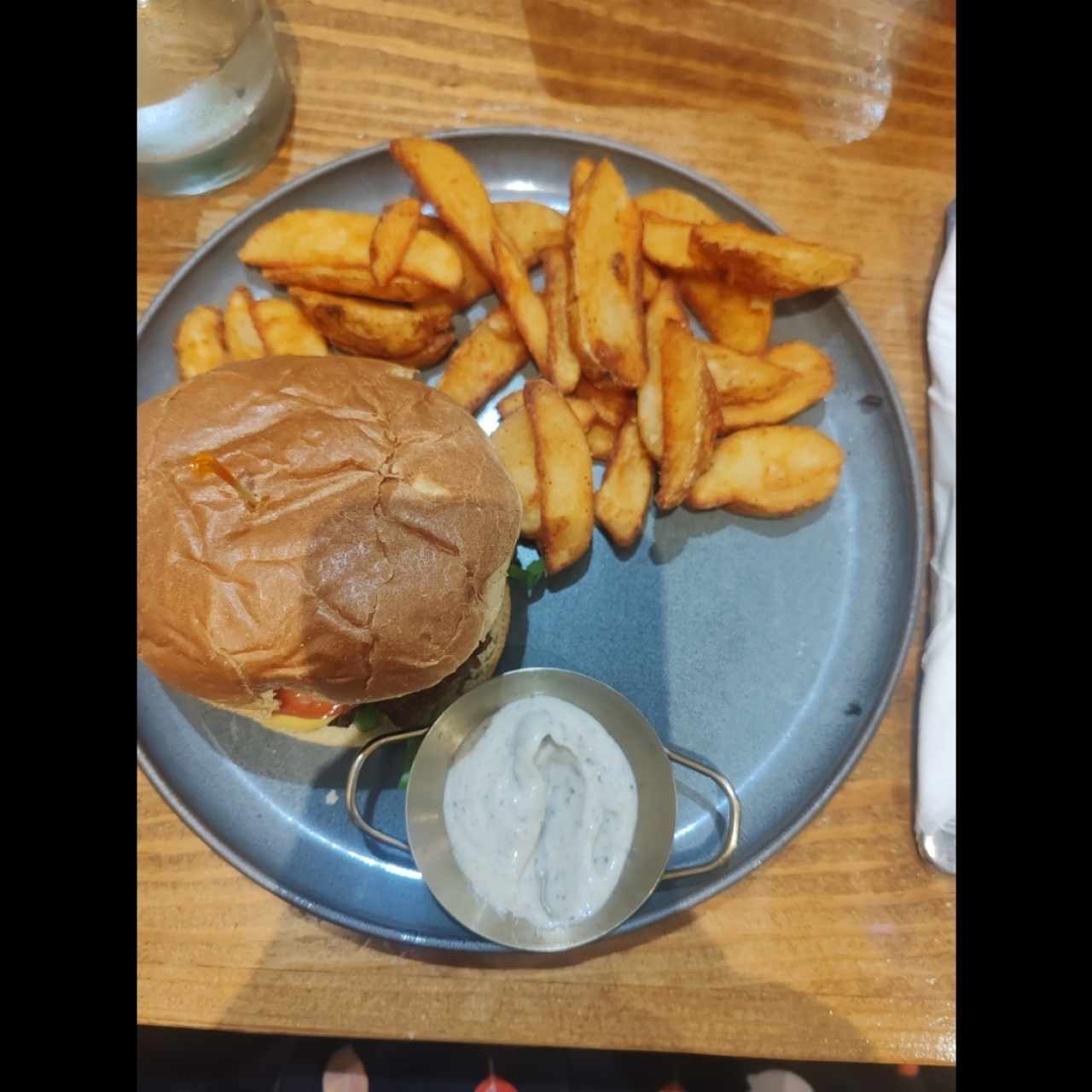 Hamburguesa Jack Daniels con papas western