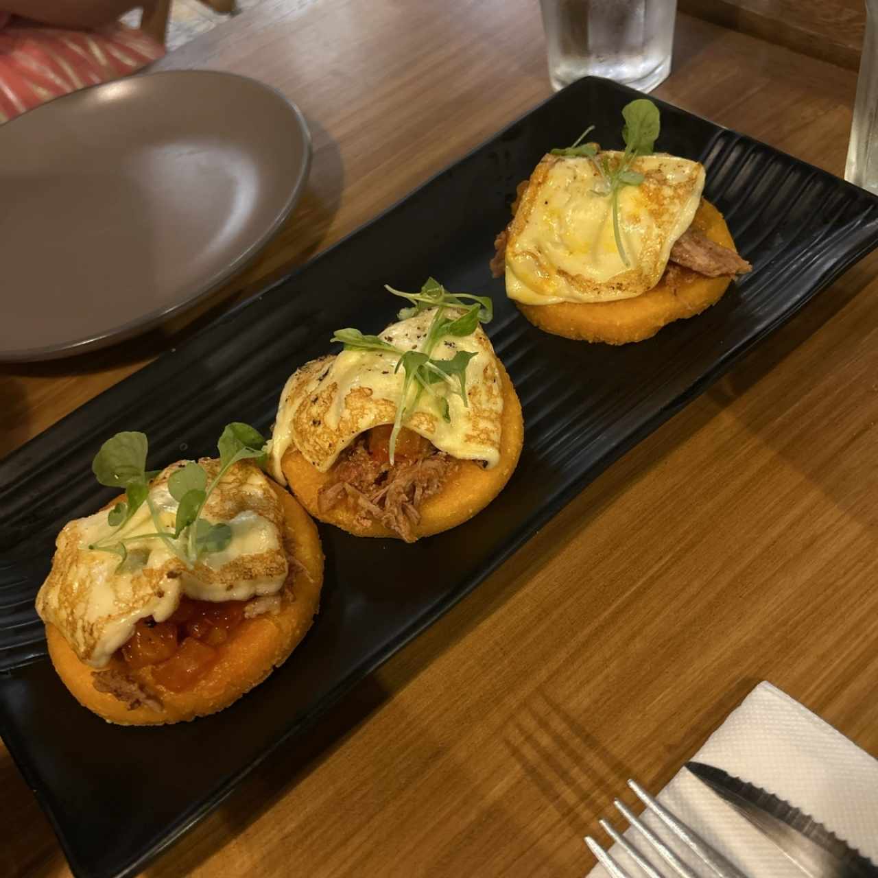 3 cholitas