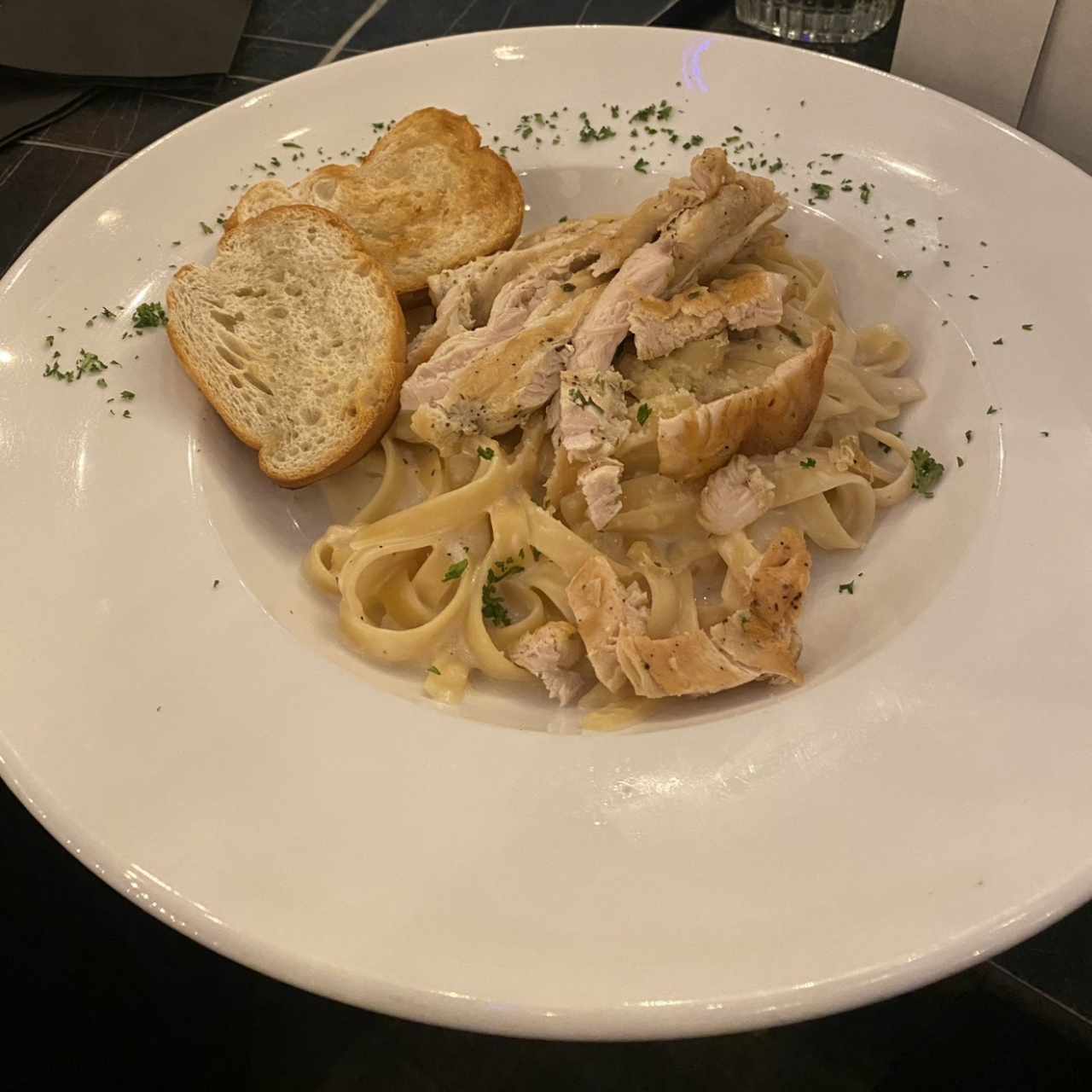 Fettuccine en Salsa Alfredo