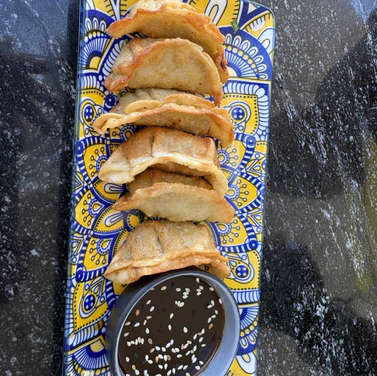 GYOZAS, CERDO O POLLO