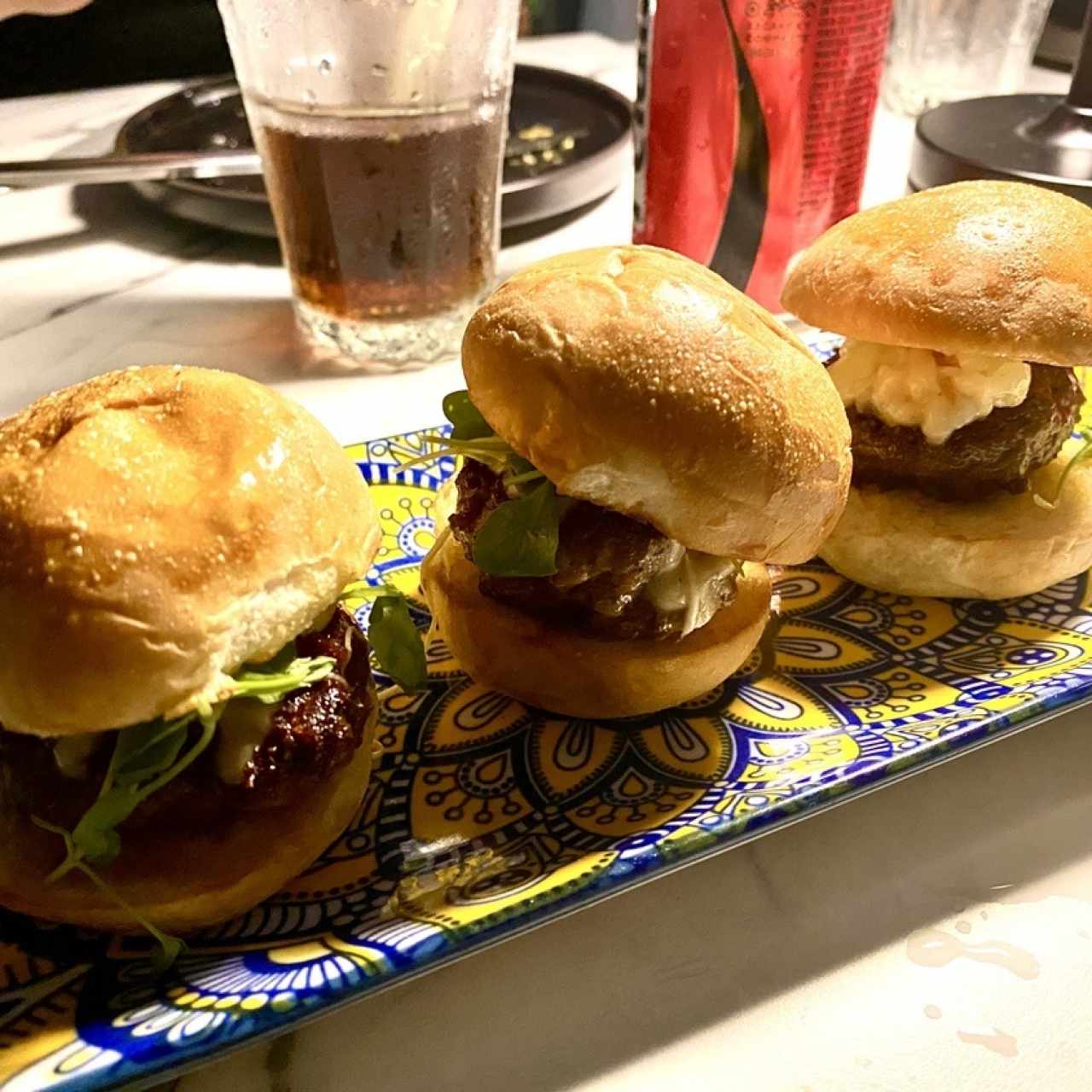 ENTRADAS- Toscana - Mini Burgers