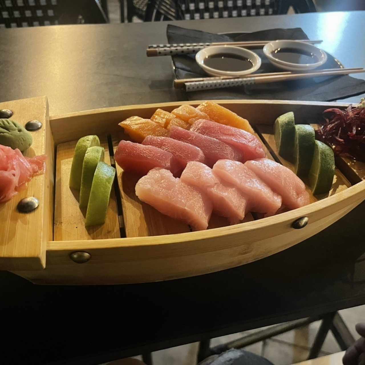 ENTRADAS - SASHIMI MIXTO