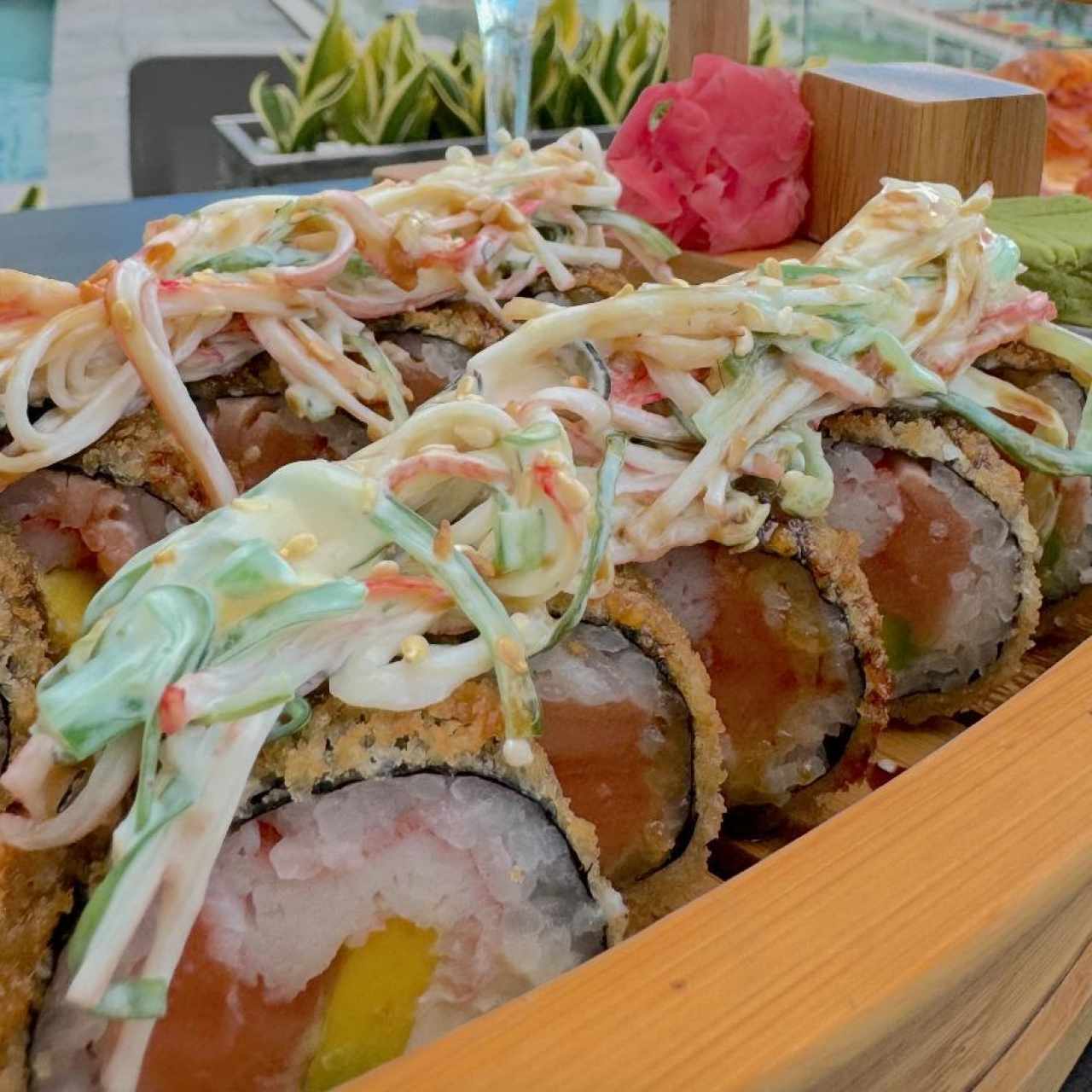 TAKAO ROLL (TEMPURA)