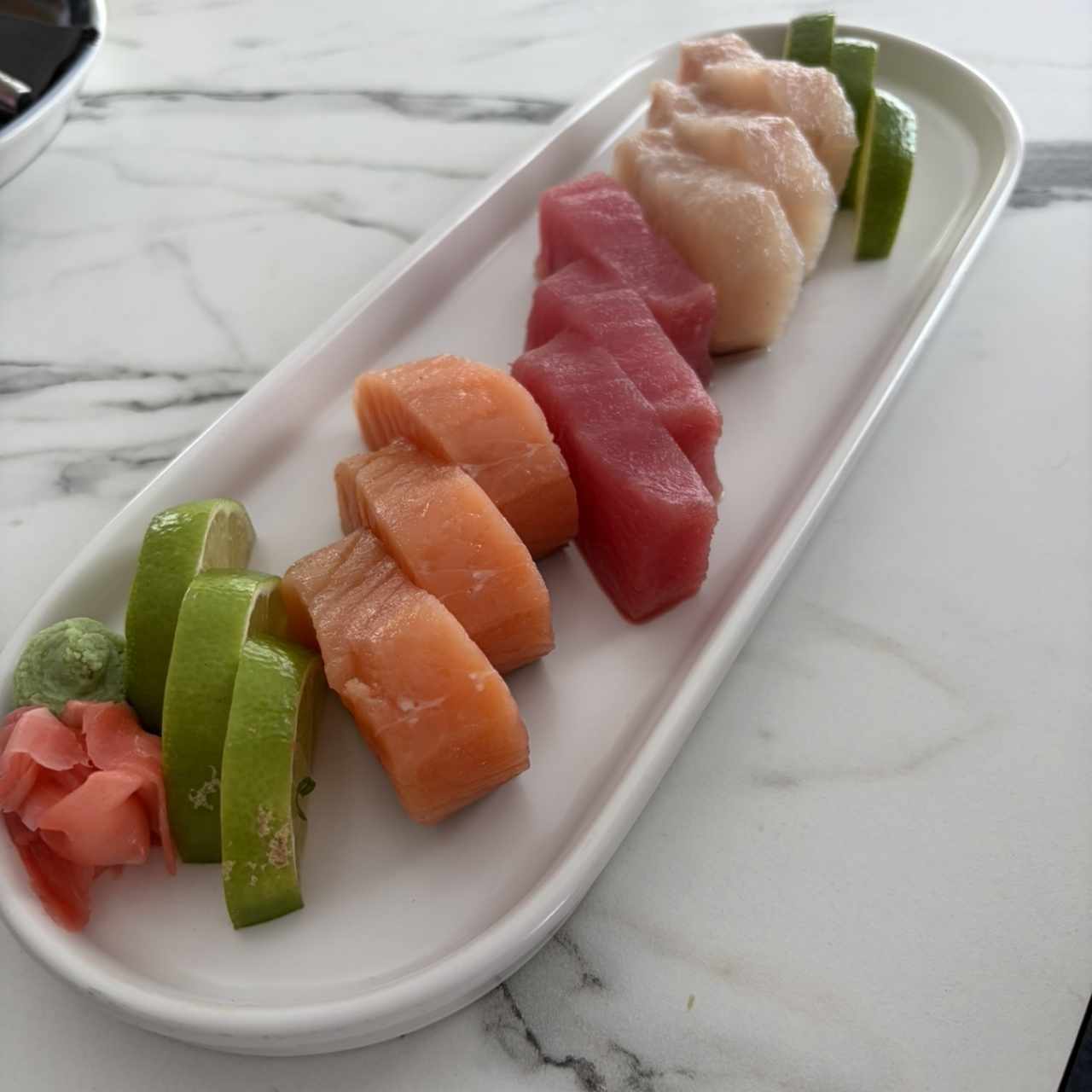 ENTRADAS- Osaka - SASHIMI MIXTO