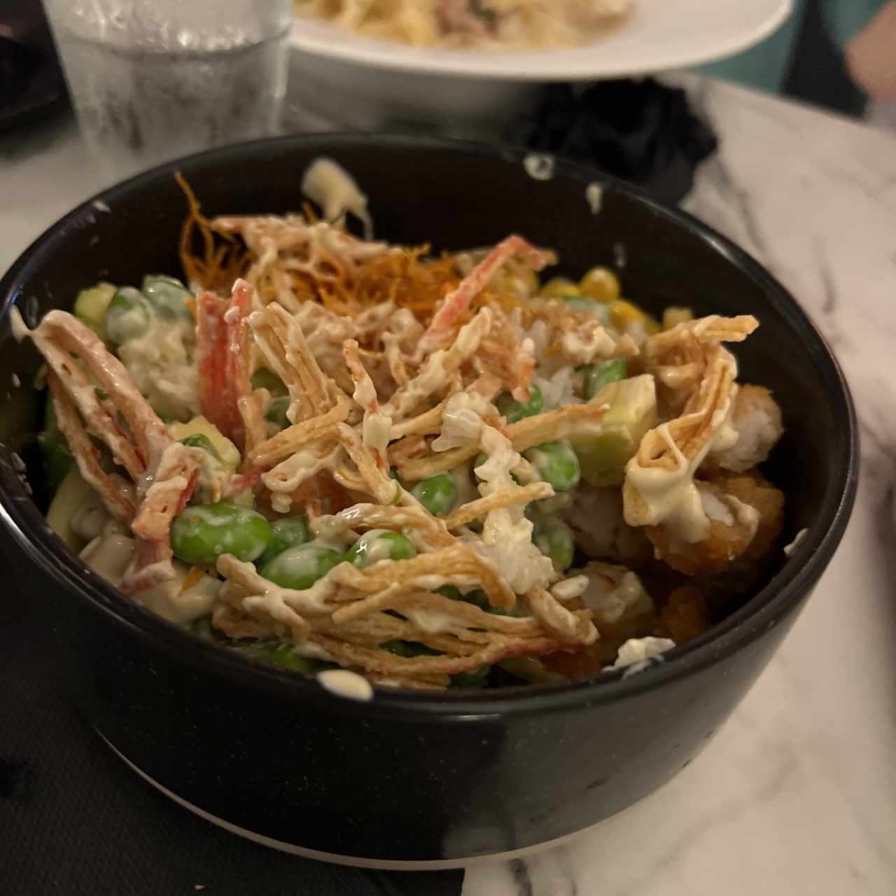 Poke de Camarones y Cangrejo