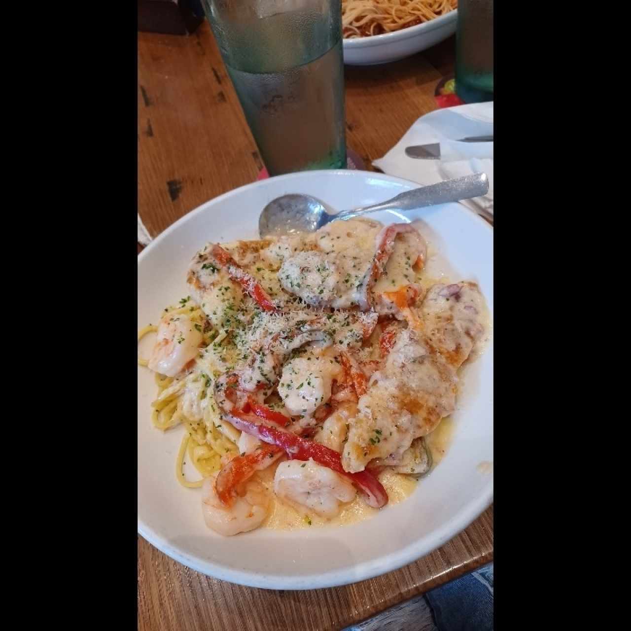 Classic Entreés - Chicken & Shrimp Carbonara