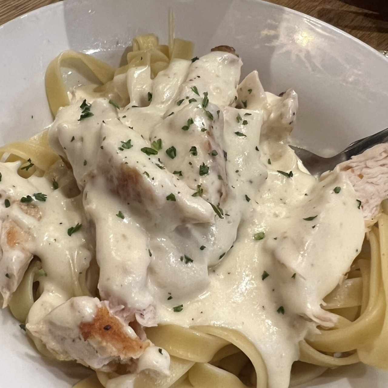 Amazing Alfredos - Chicken Alfredo
