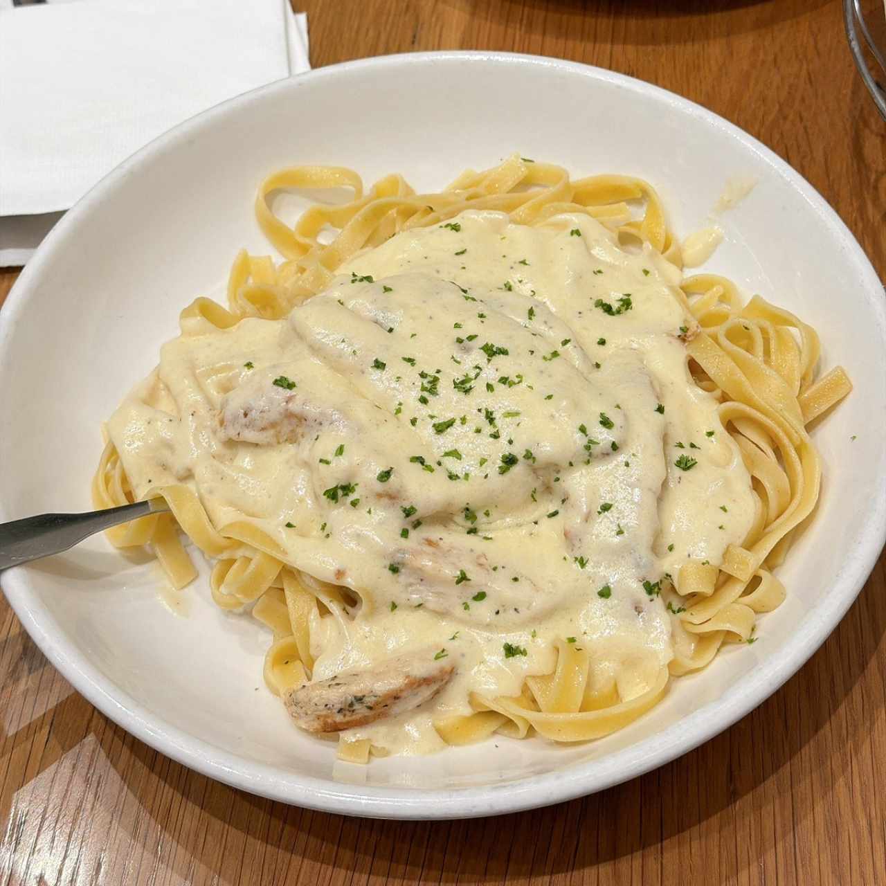 Amazing Alfredos - Chicken Alfredo