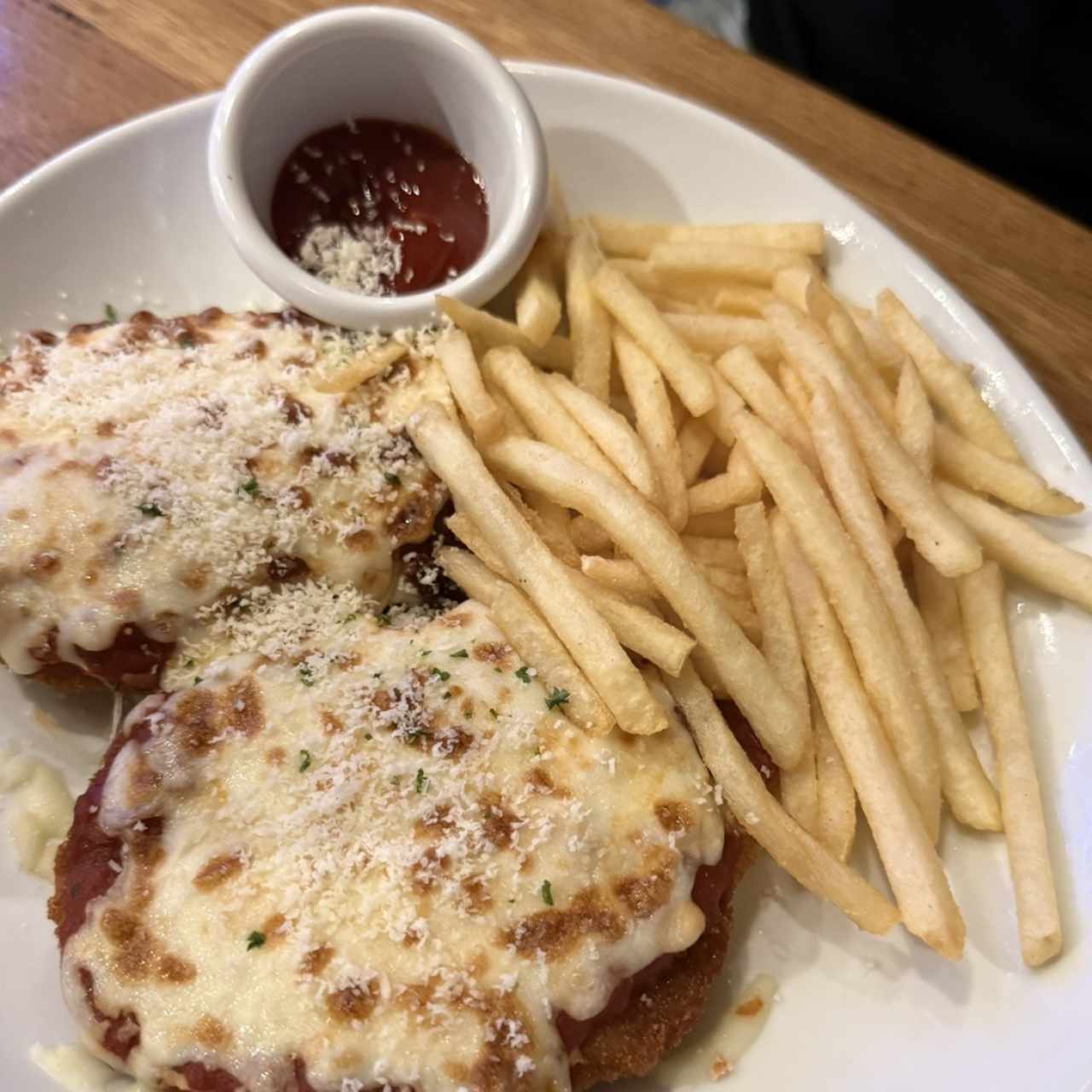 Classic Entreés - Chicken Parmigiana