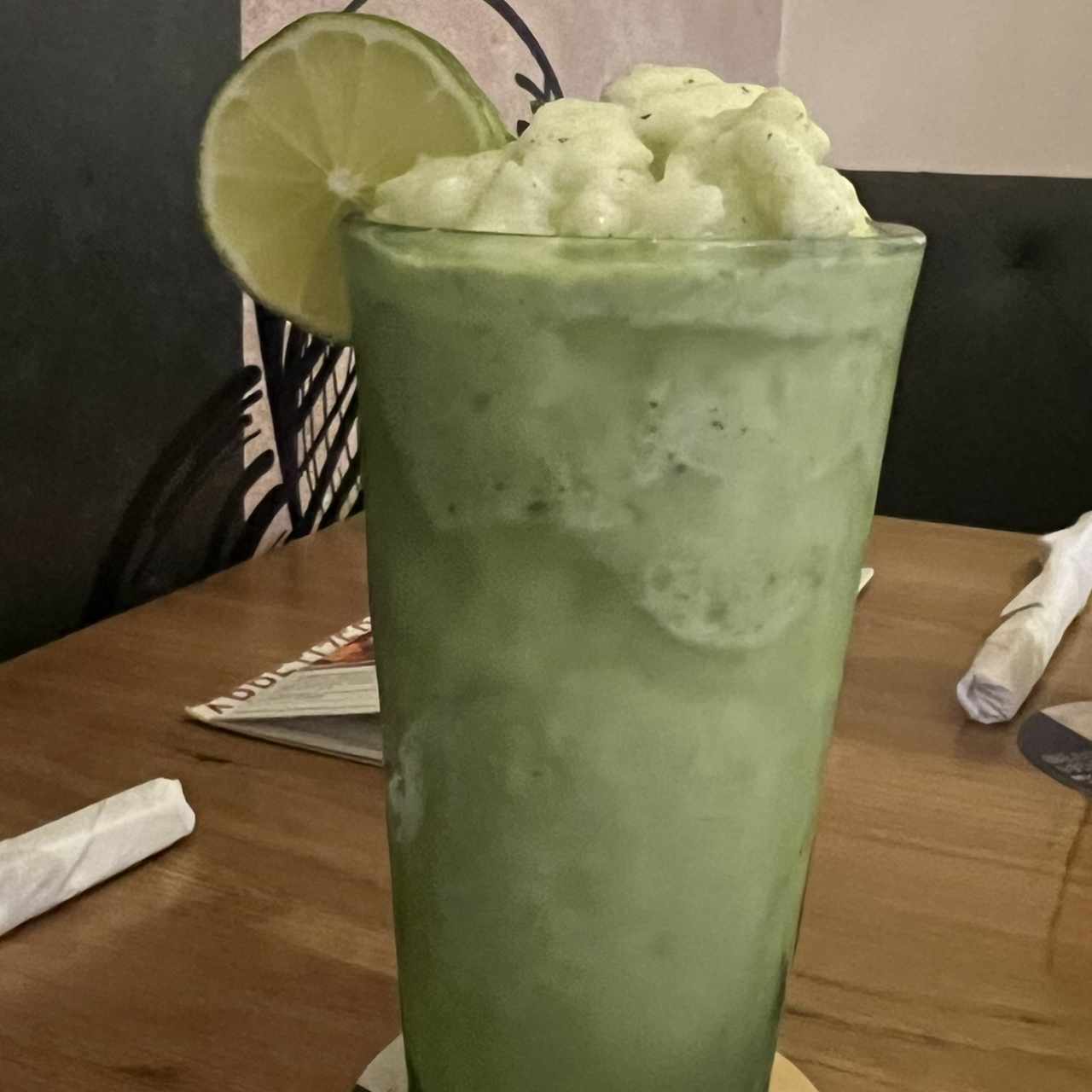 Limonada con hierba buena