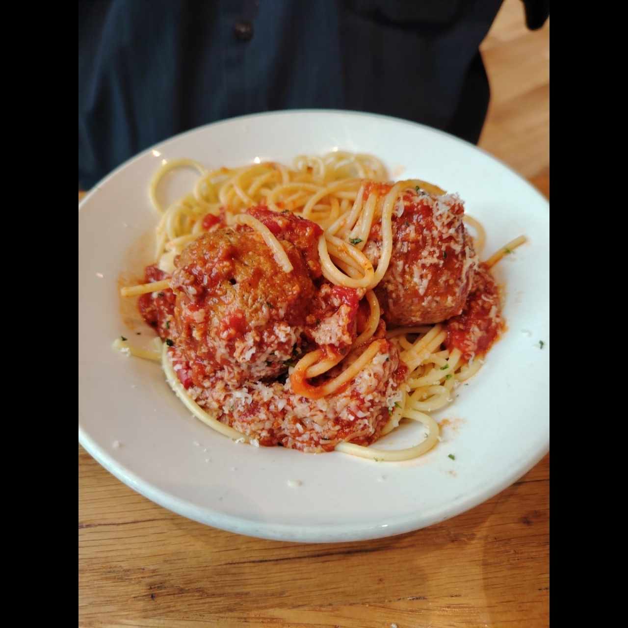 Classic Entreés - Spaguetti & Meatballs