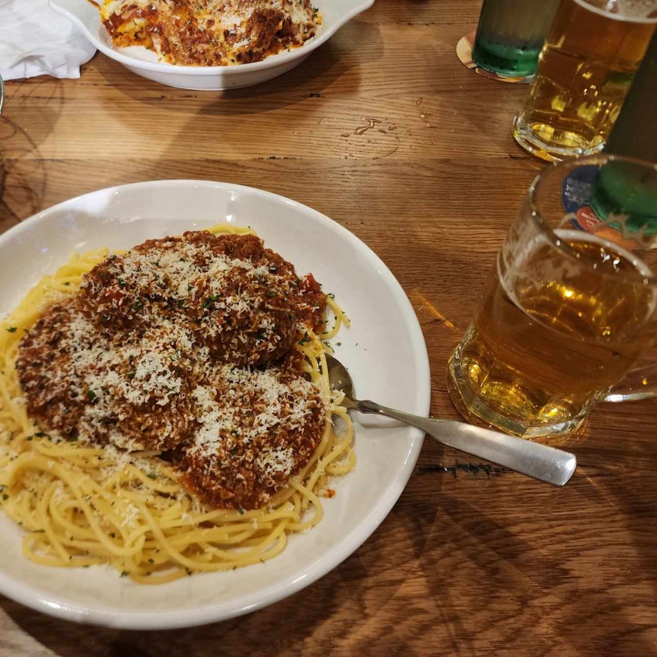 Classic Entreés - Spaguetti & Meatballs