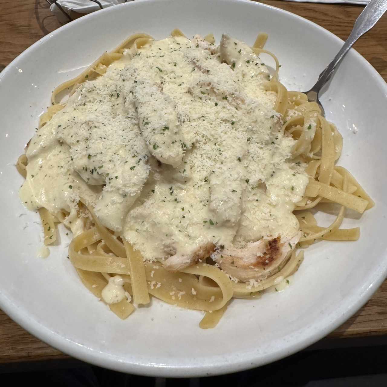 Amazing Alfredos - Chicken Alfredo