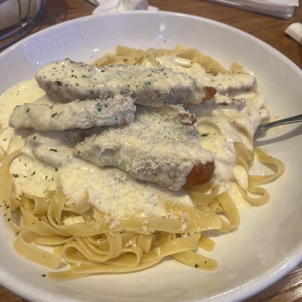 Amazing Alfredos - Chicken Alfredo