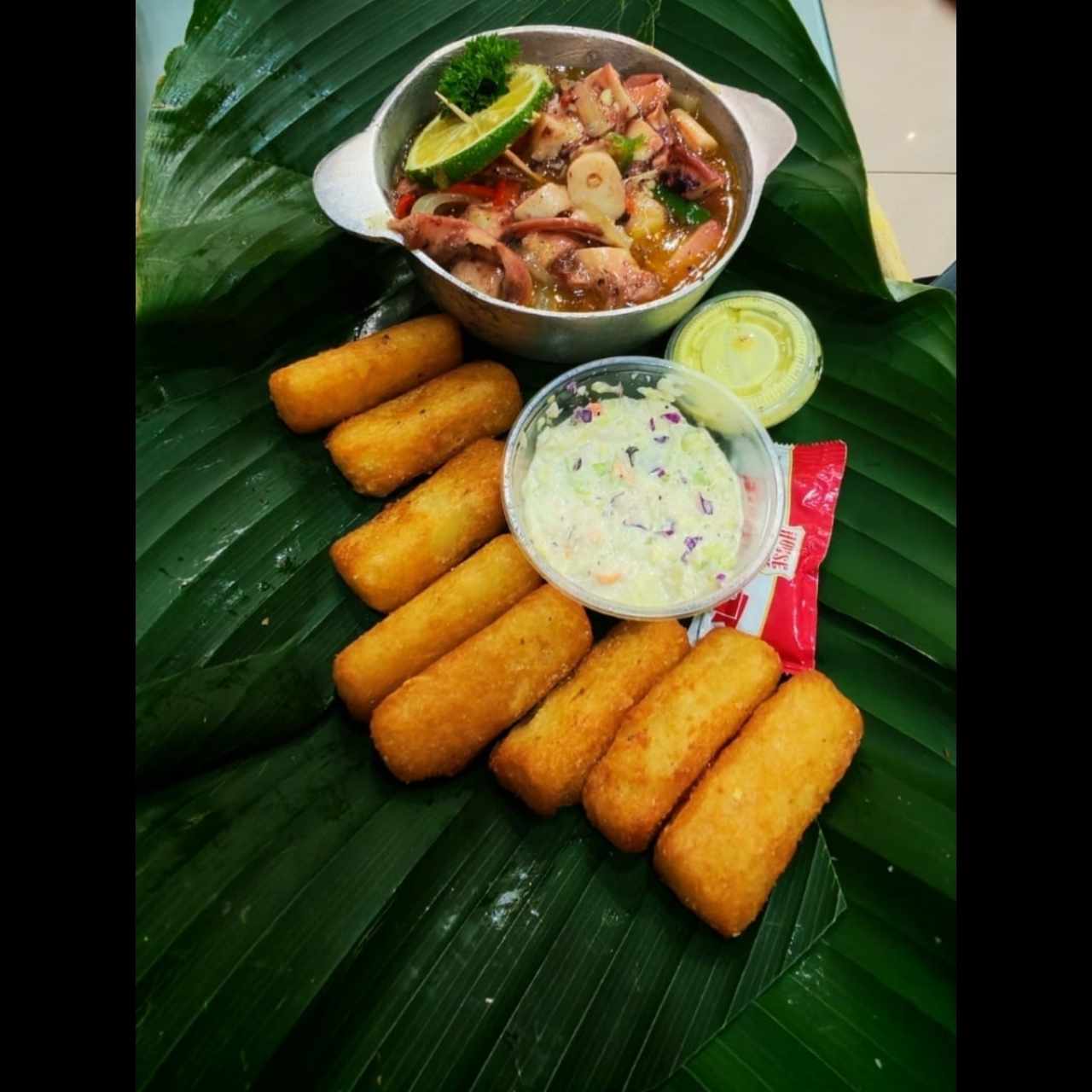 Islas Cañar-pulpo al ajillo