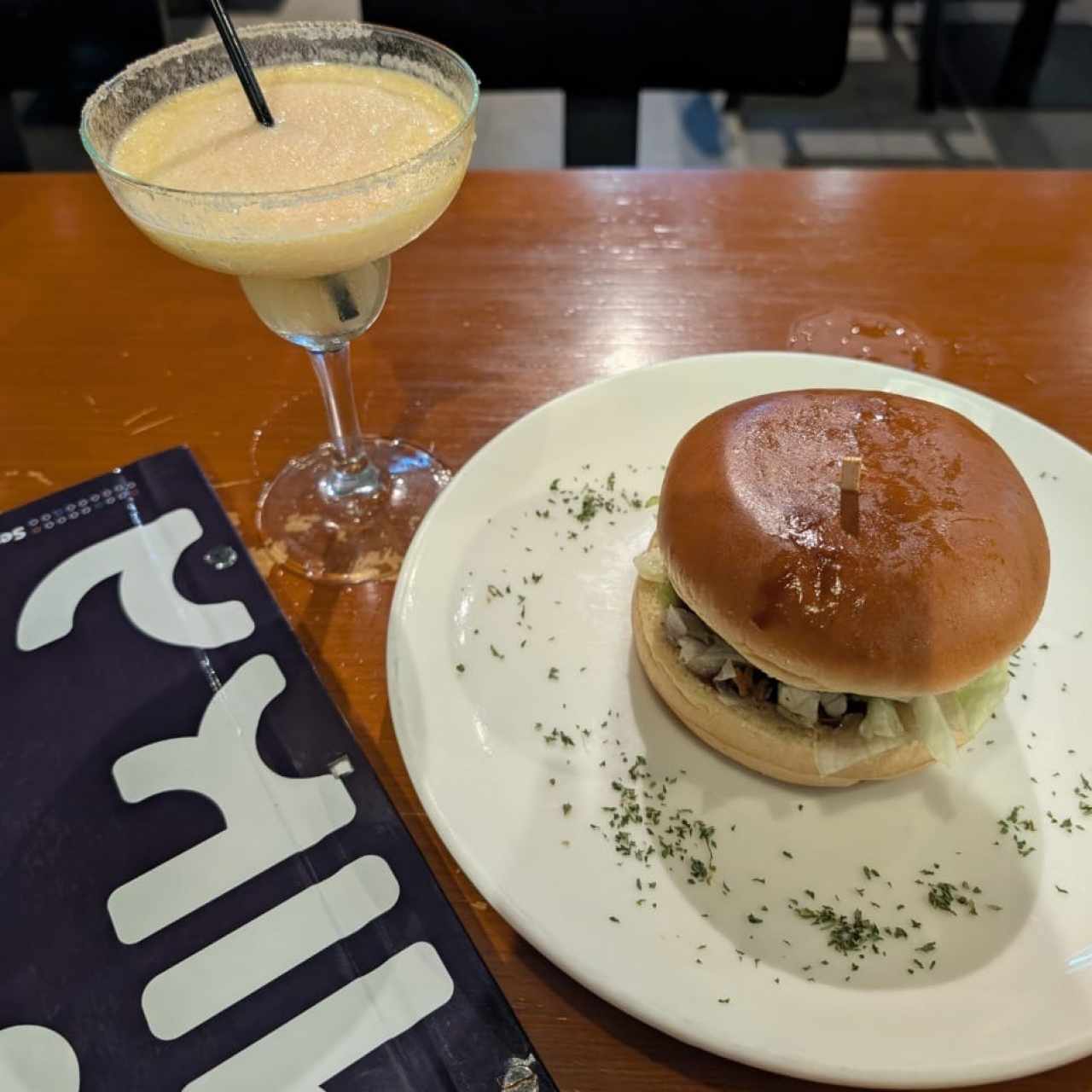 Amor Burger