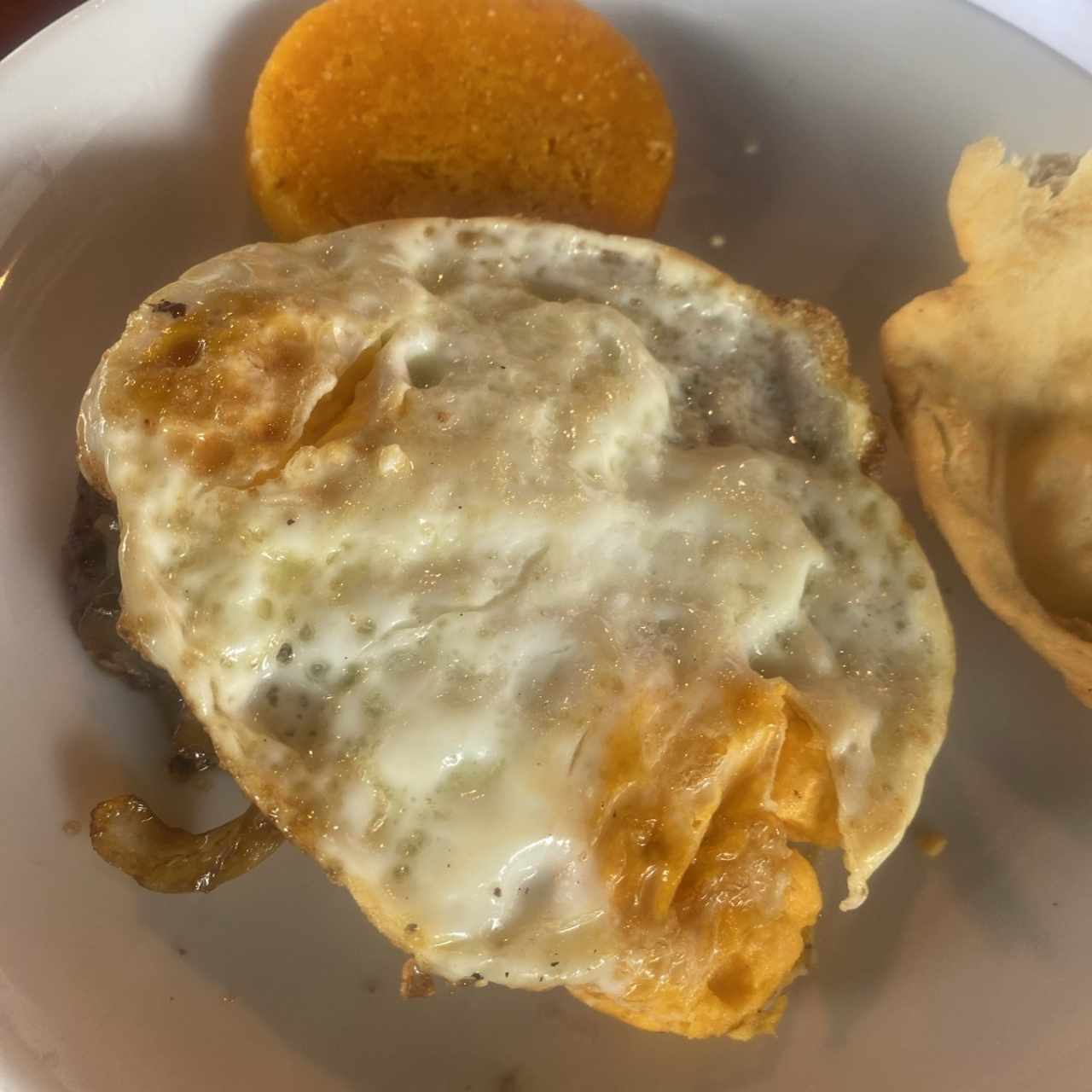 Desayunos - Bistéc a Caballo