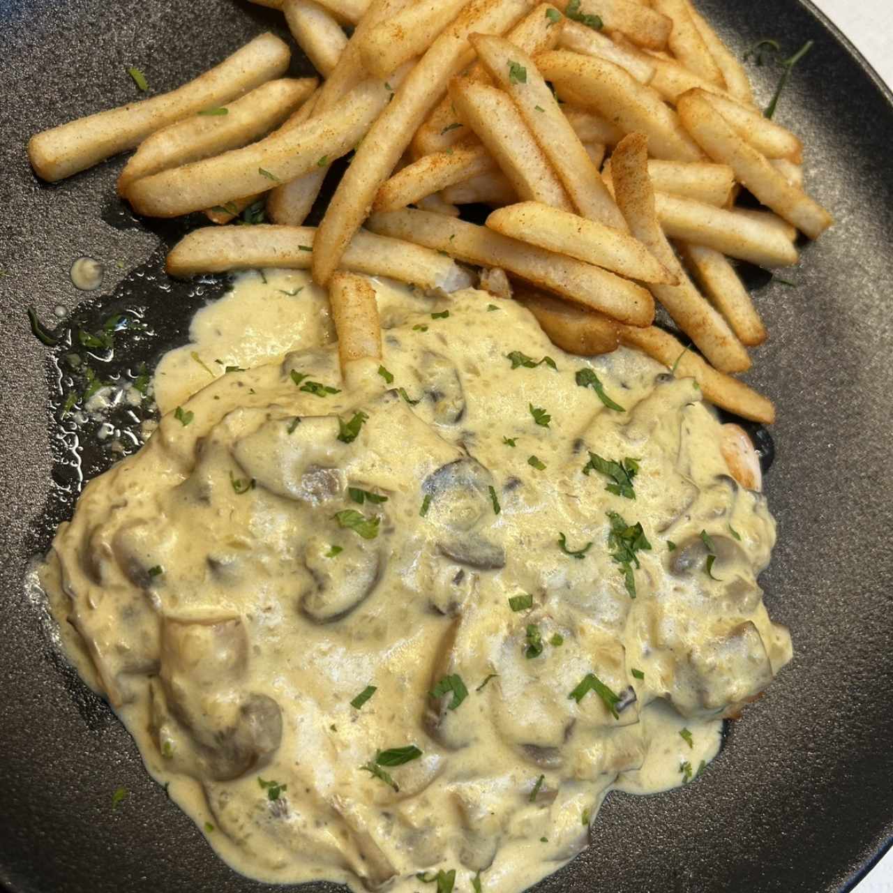 Platos Fuertes - Filete de Corvina