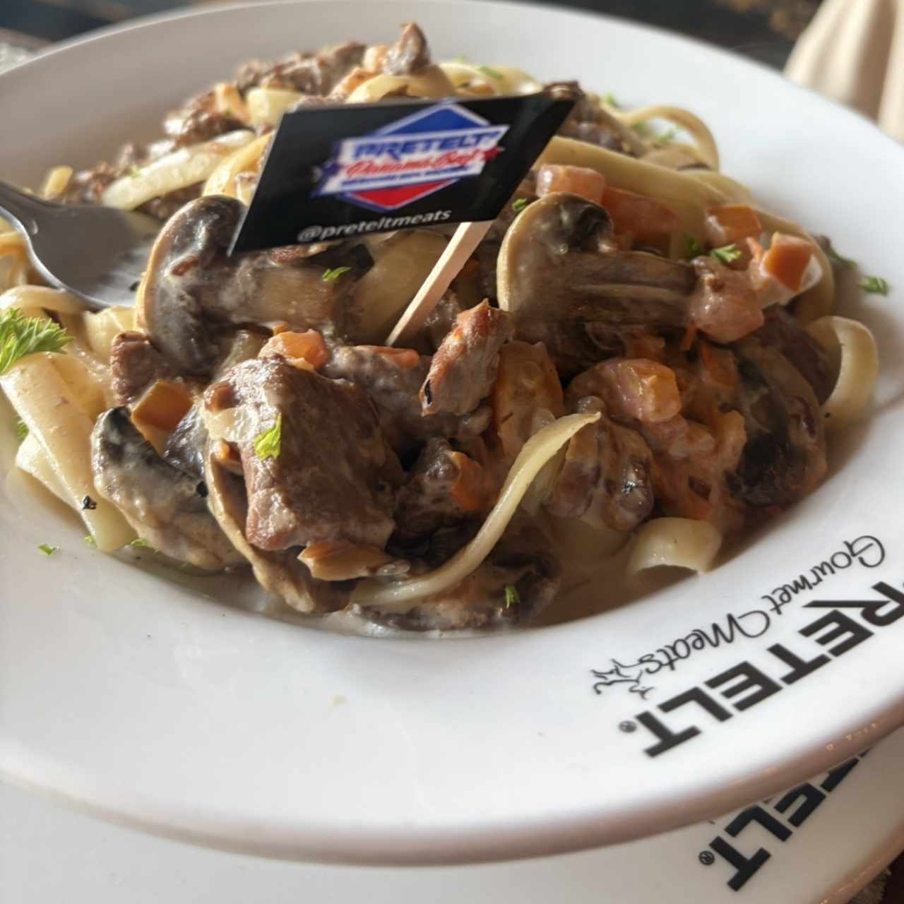 PASTAS - STEAK FETUCCINI