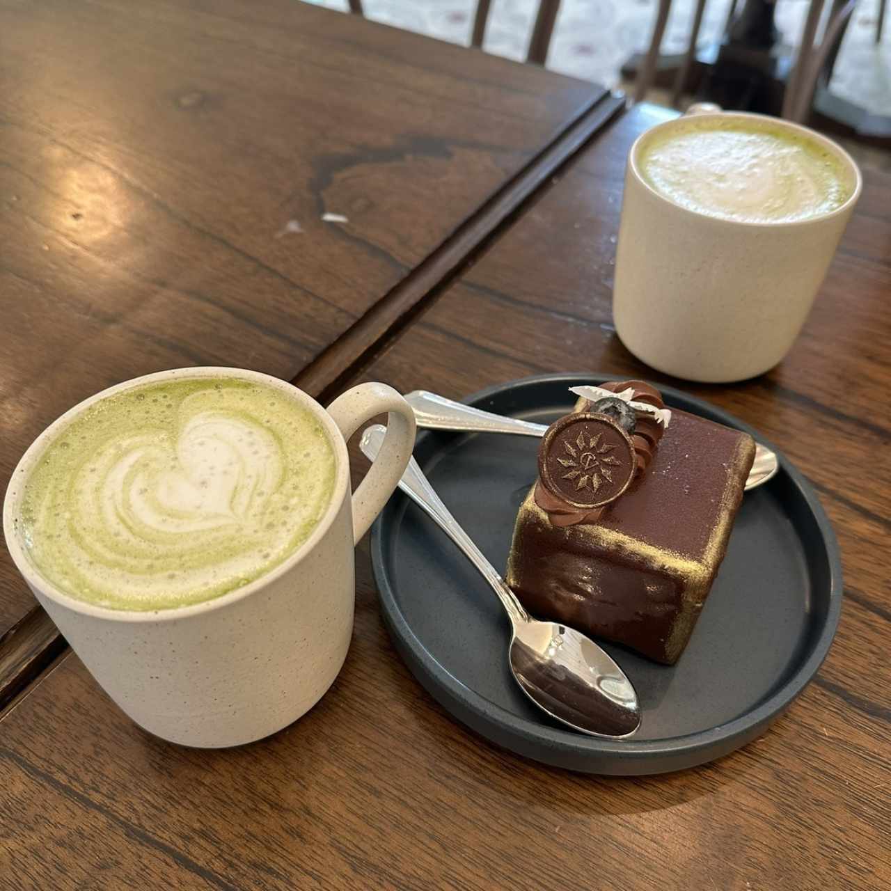 Matcha latte caliente