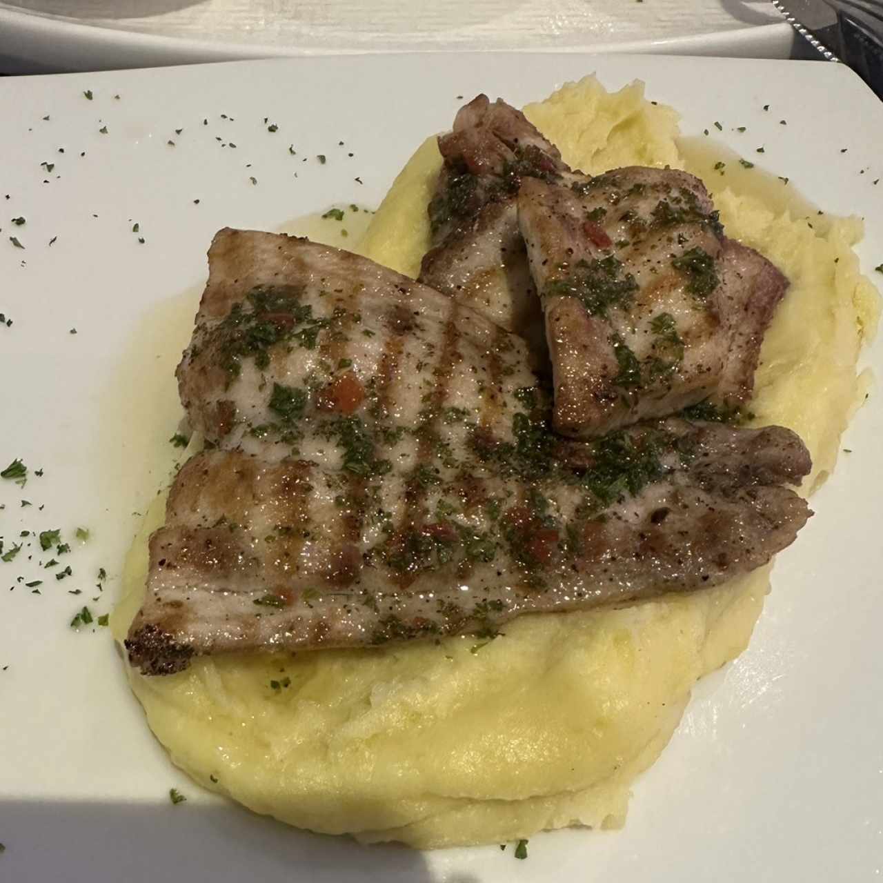 Filete de pescado al grill