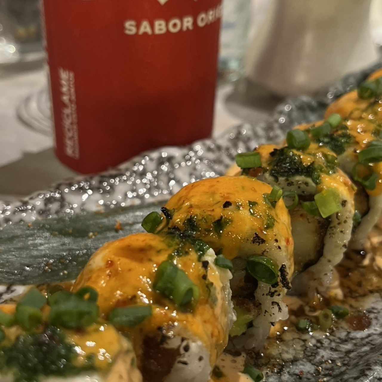 Rolls Especiales - Chimichurri Cheese