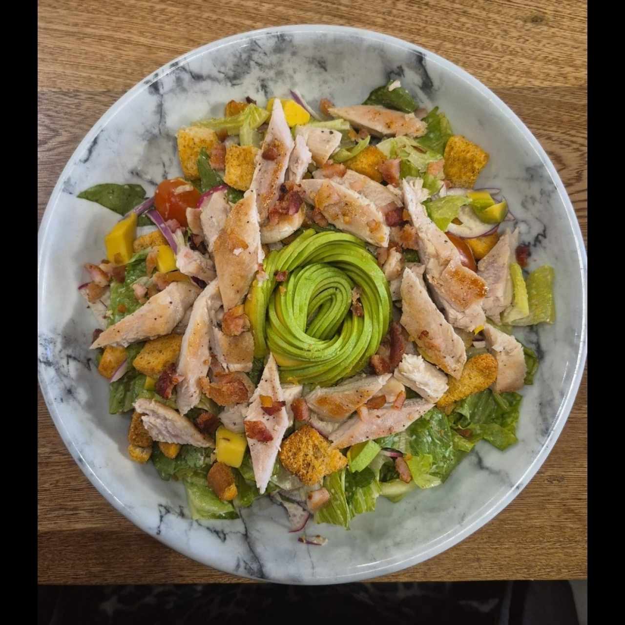 Fondos - Tori Salad