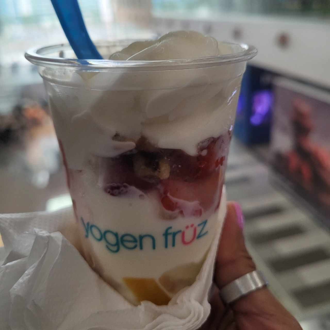 Parfait - 10 Oz 2 Cereales +2 Frutas