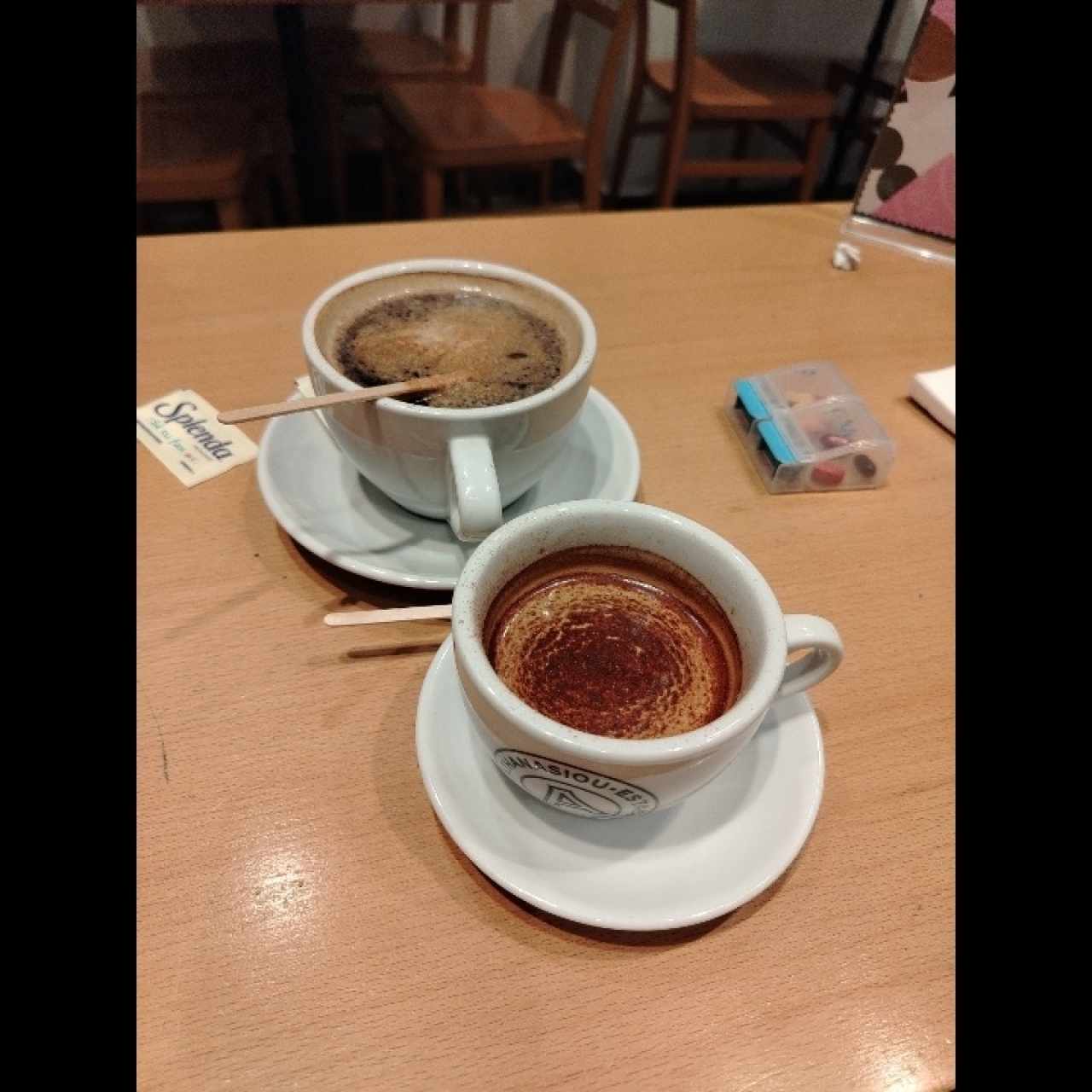 Café expreso doble y americano 