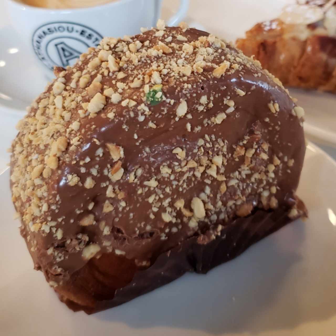 Croissant con maní