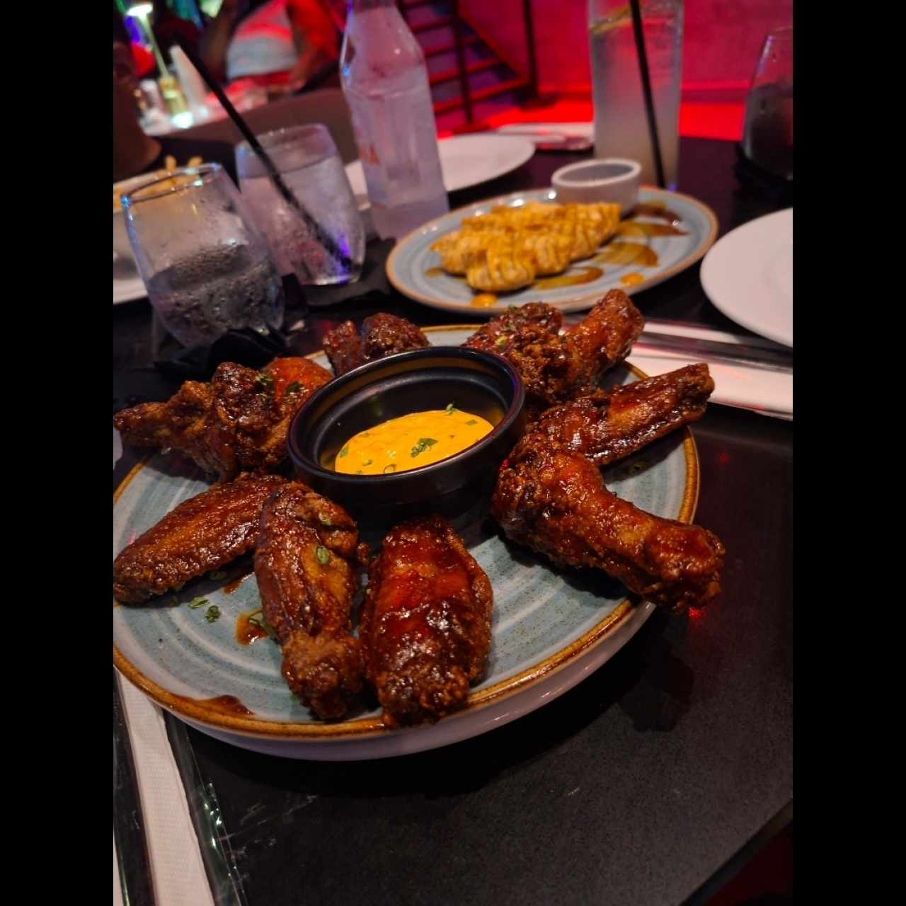 CARNES - WINGS