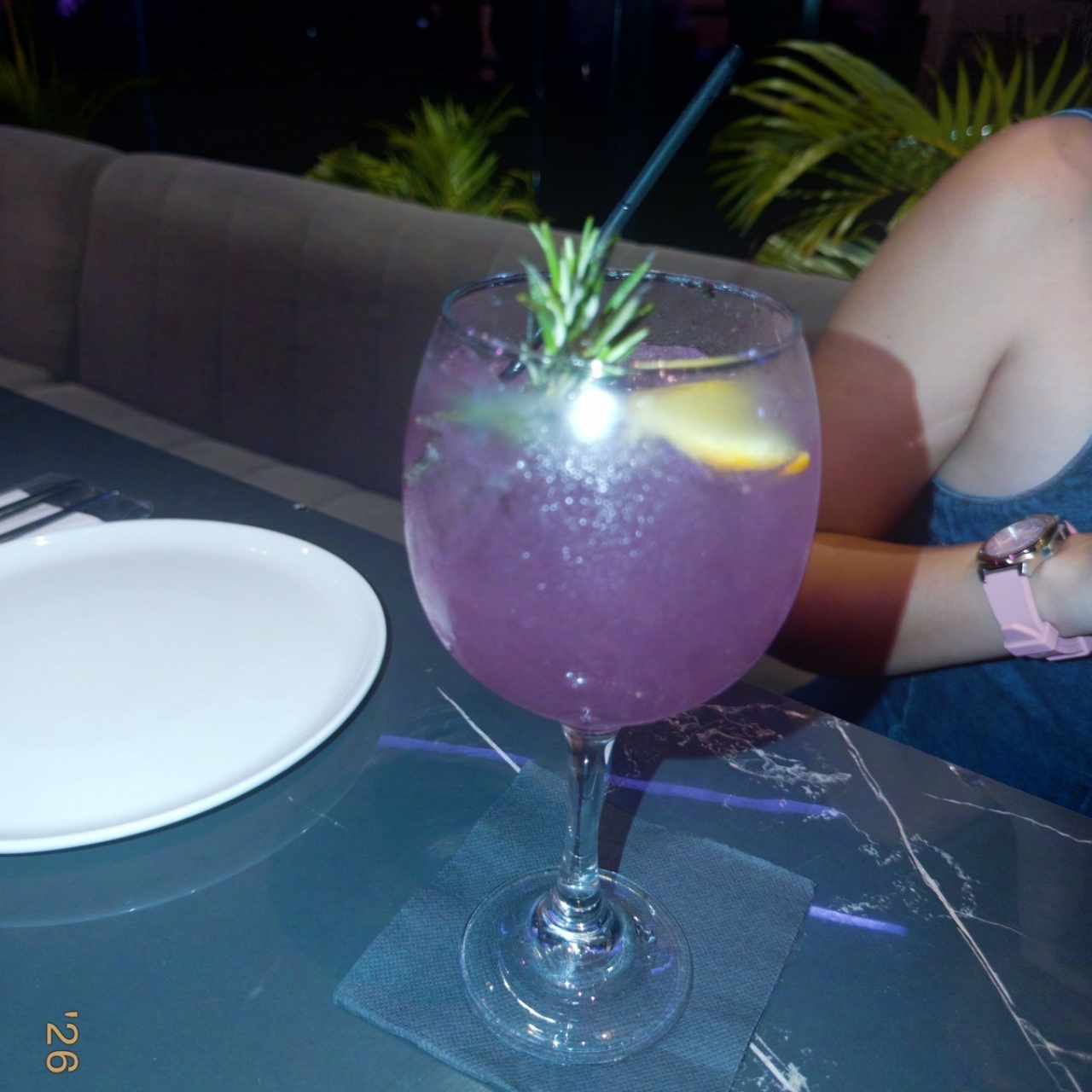 Violet Gin Tonic