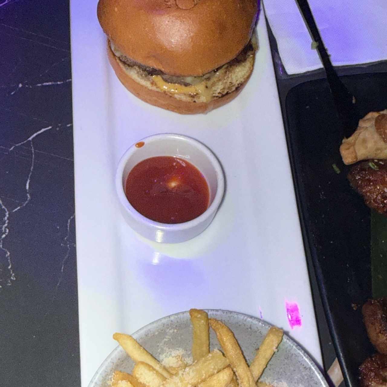 Menú - CIELO BURGER