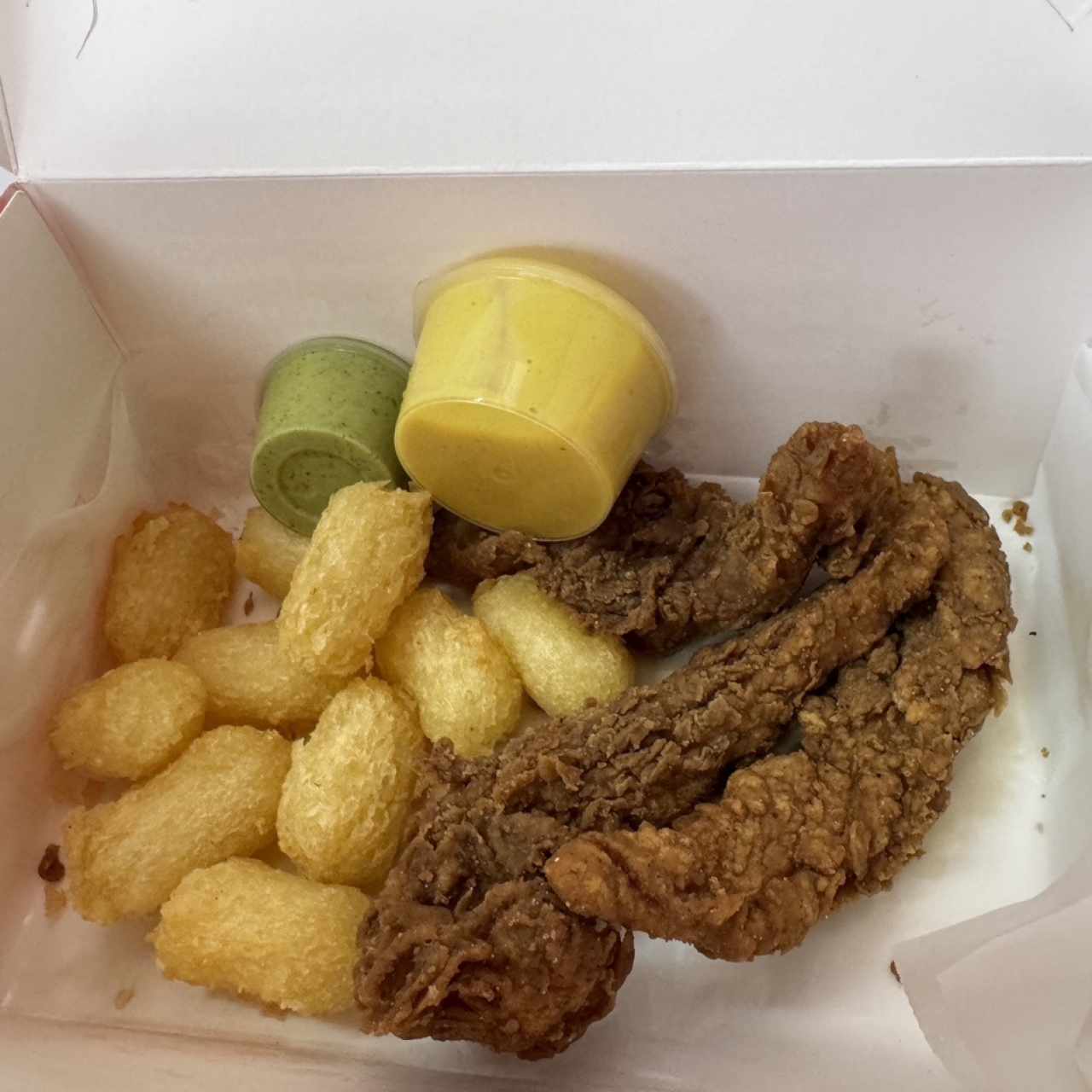 Chicken Fingers - La Cajita
