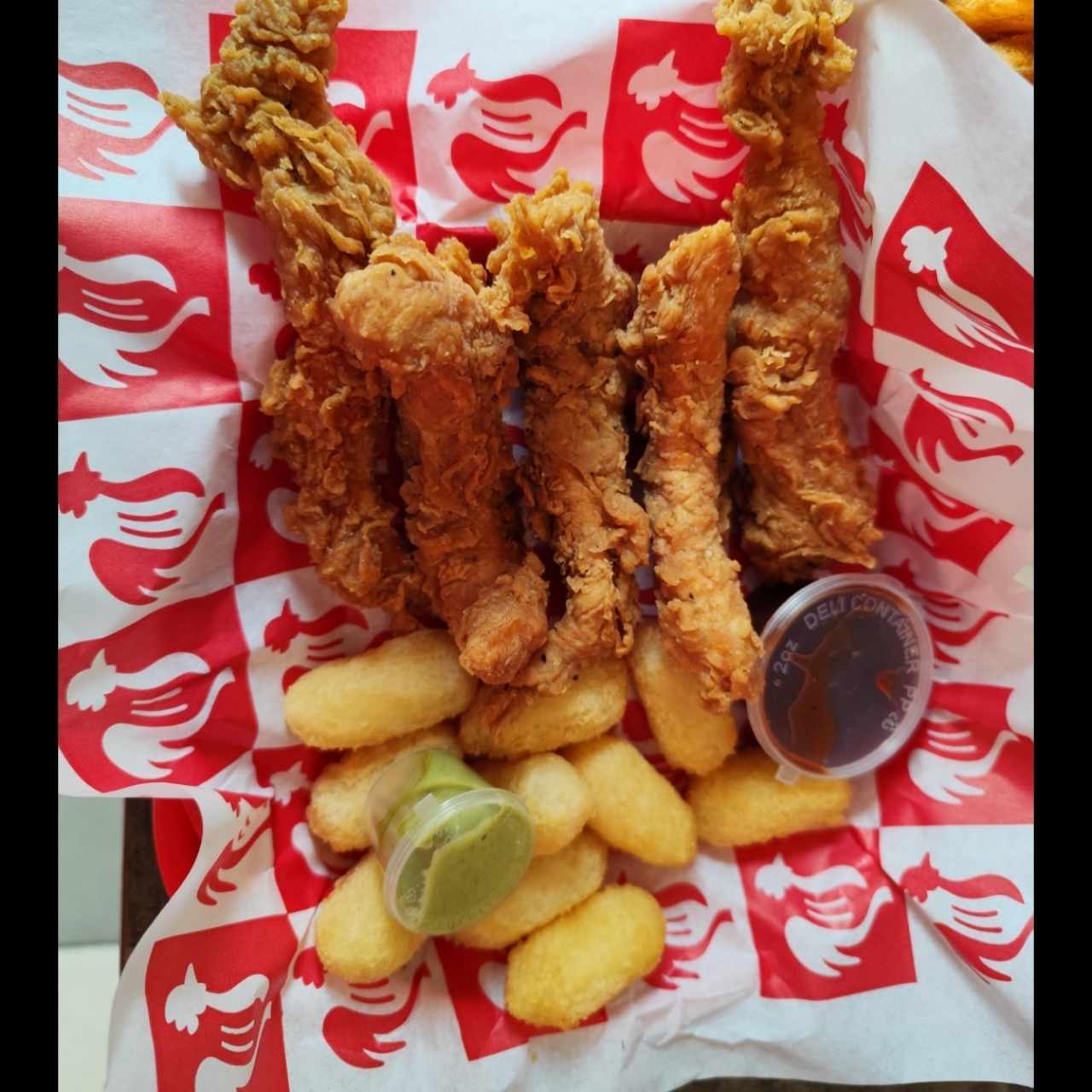 Chicken Fingers - La Cajita
