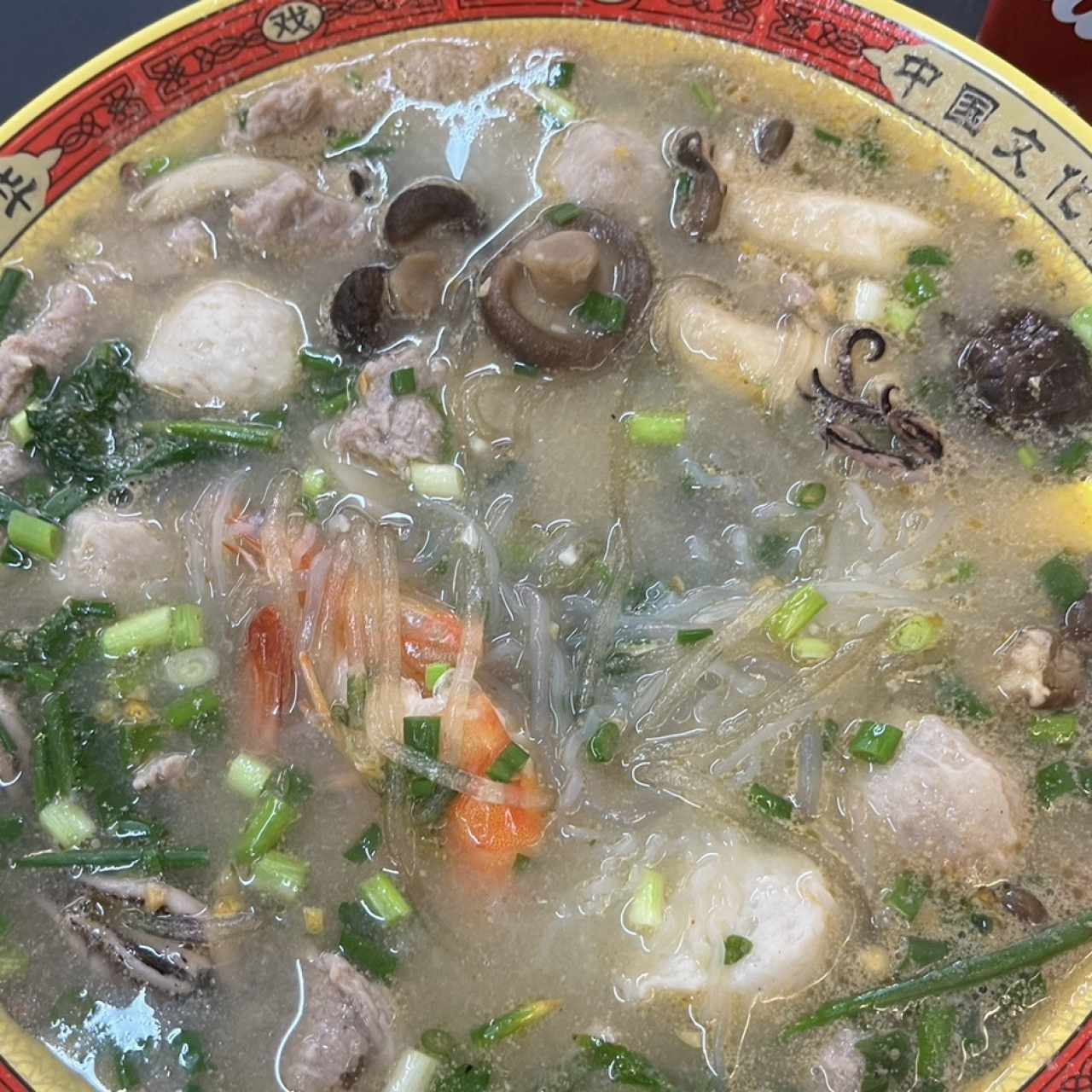 Sopa de hueso al gusto