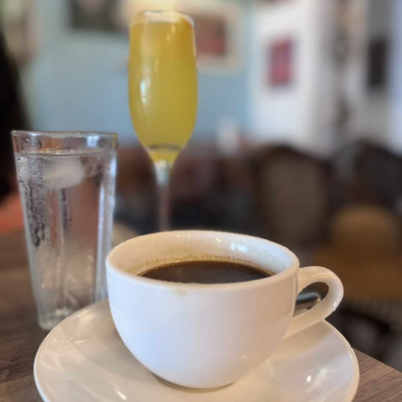 Café Americano y Mimosa