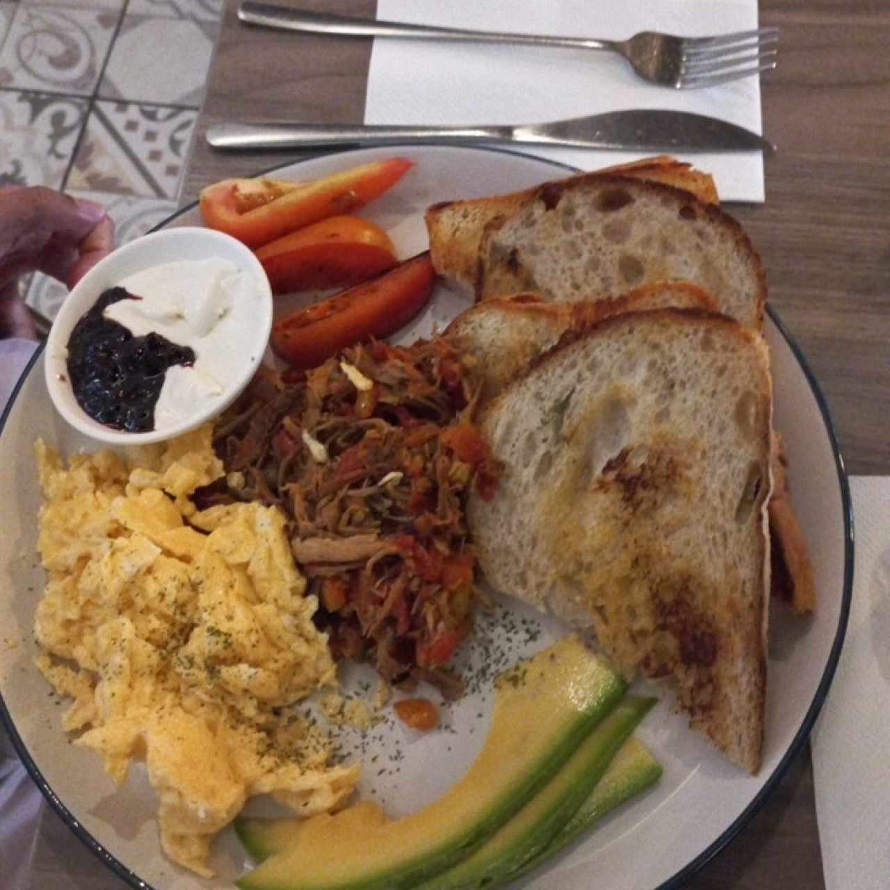 Especiales - Huevos ropa vieja