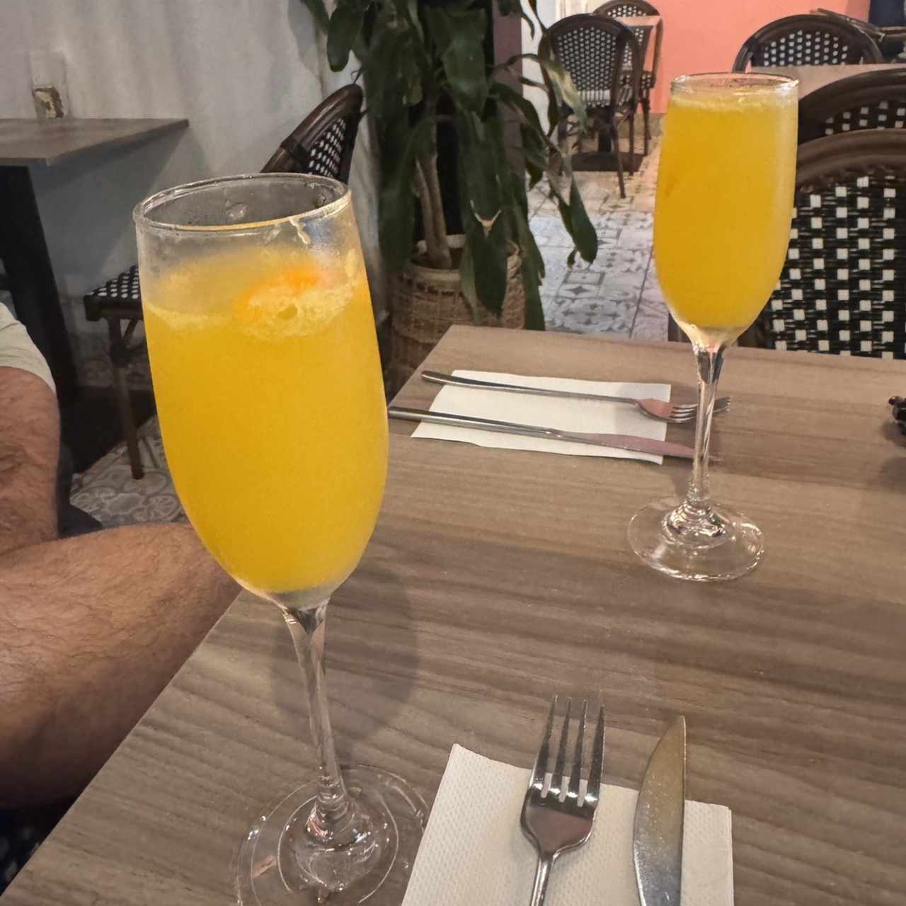 Open mimosas