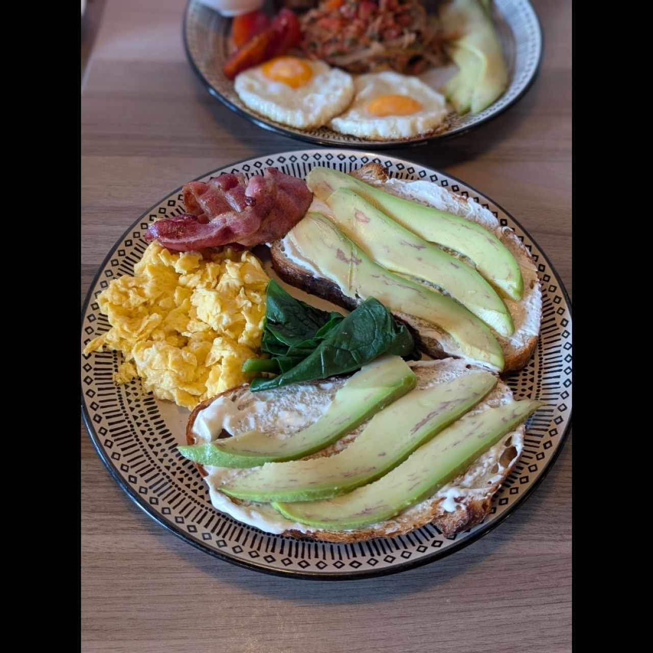 Especiales - Huevos con espinaca