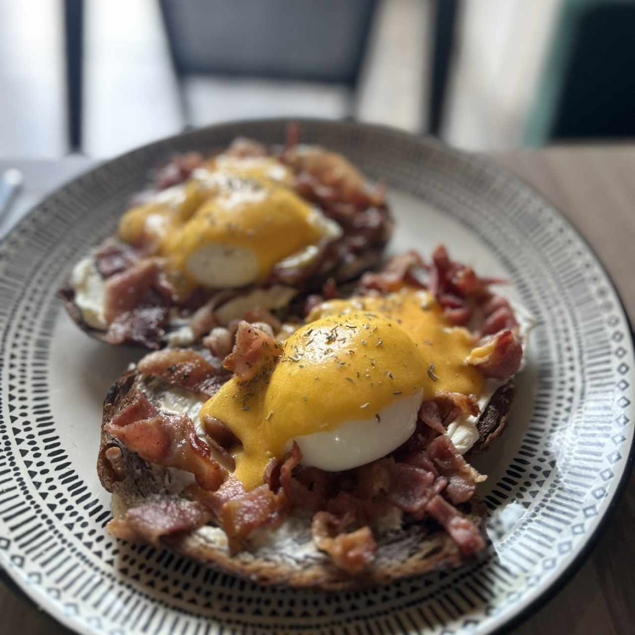 Benedictinos - Bacon Applewood