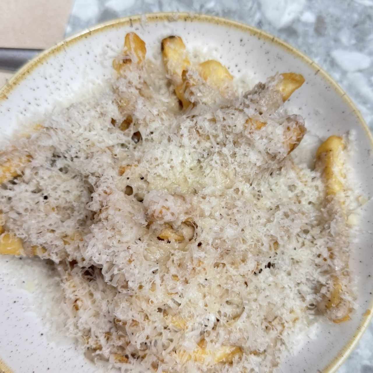 PARMESAN TRUFFLE FRIES