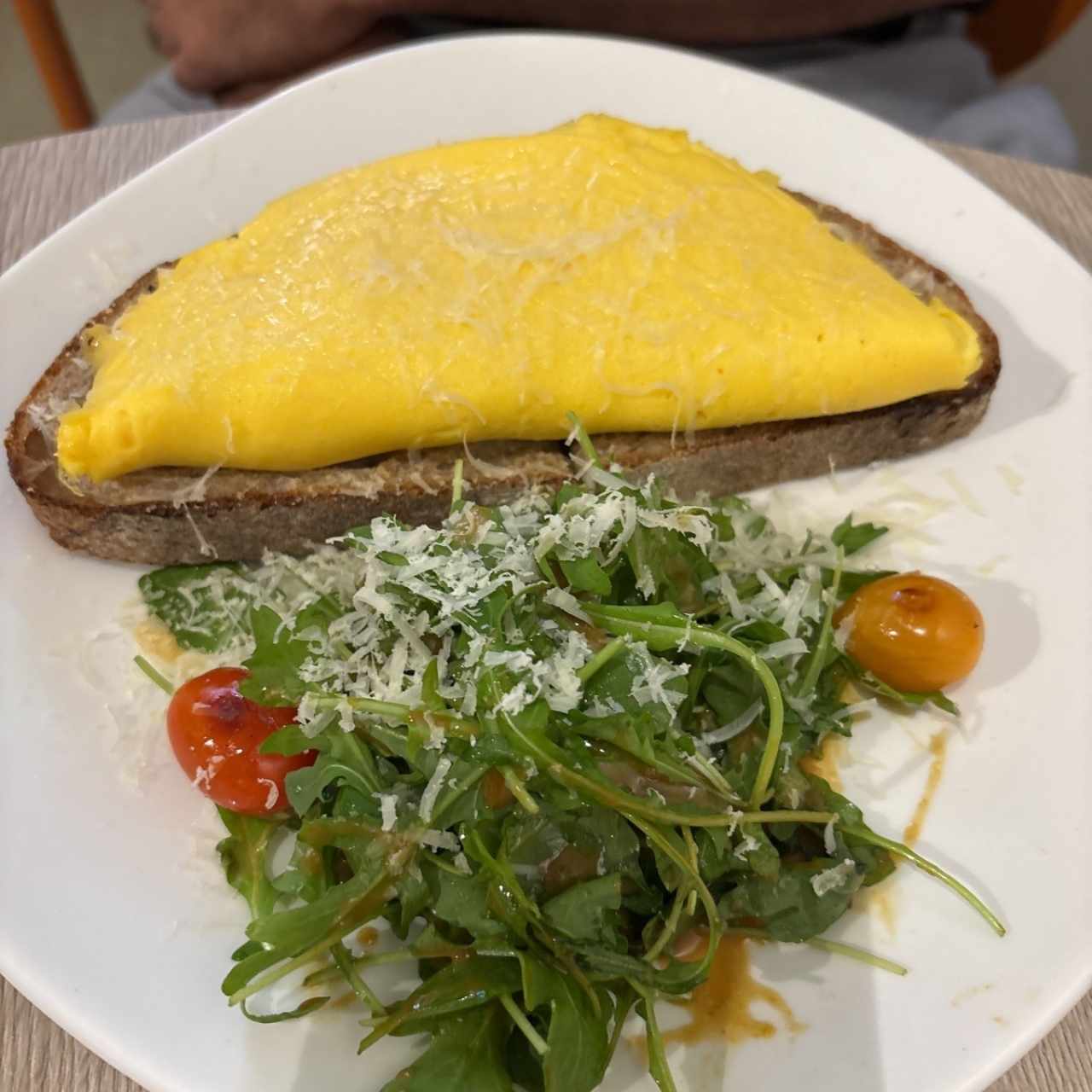 OMELETTE, QUESO Y CEBOLLA