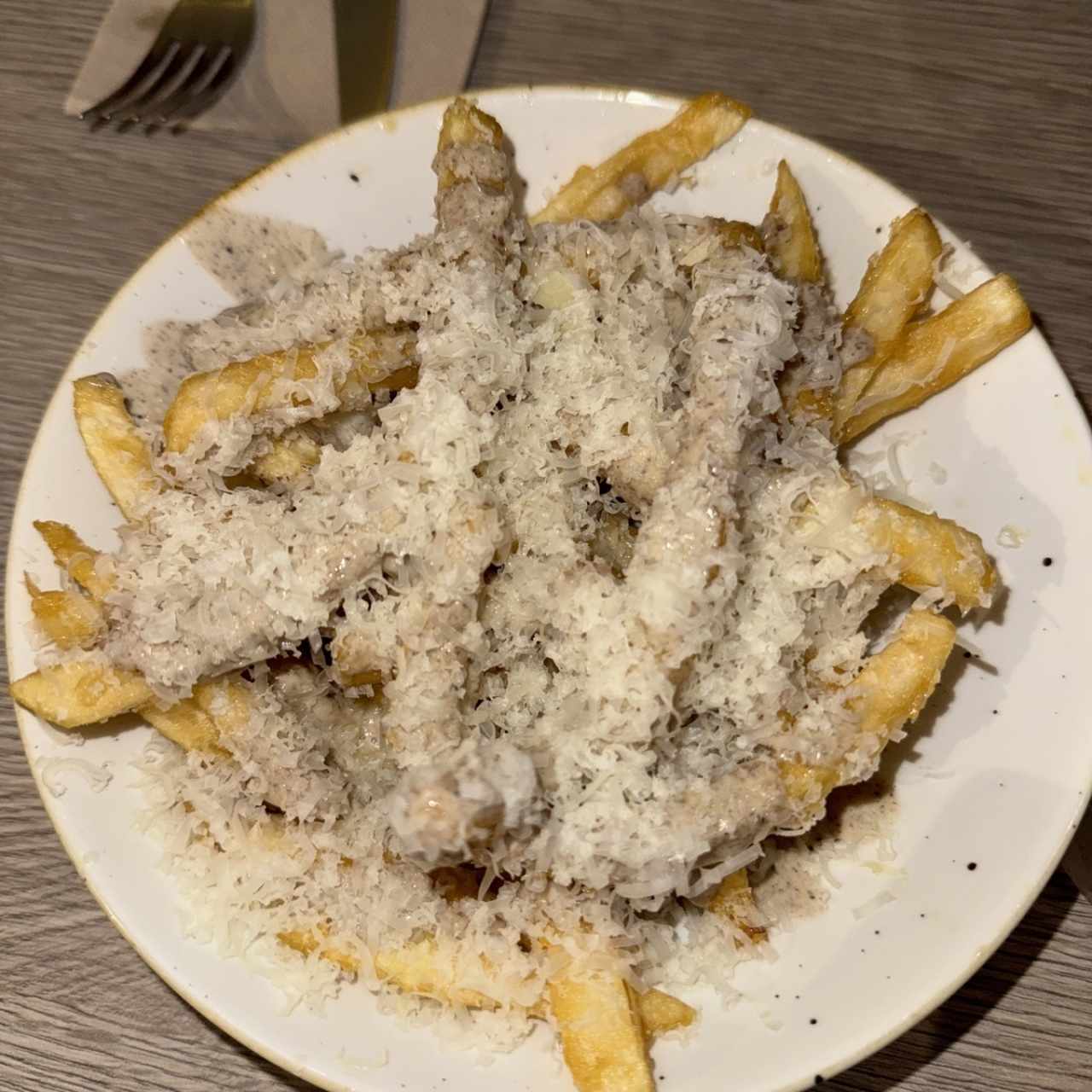 PARMESAN TRUFFLE FRIES