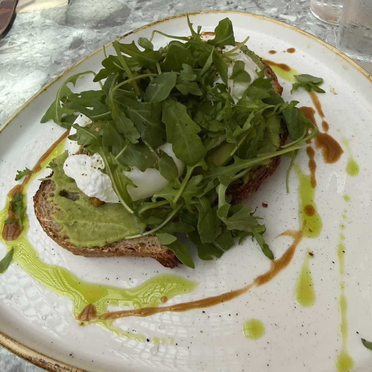 BRUNCH - AVOCADO TOAST