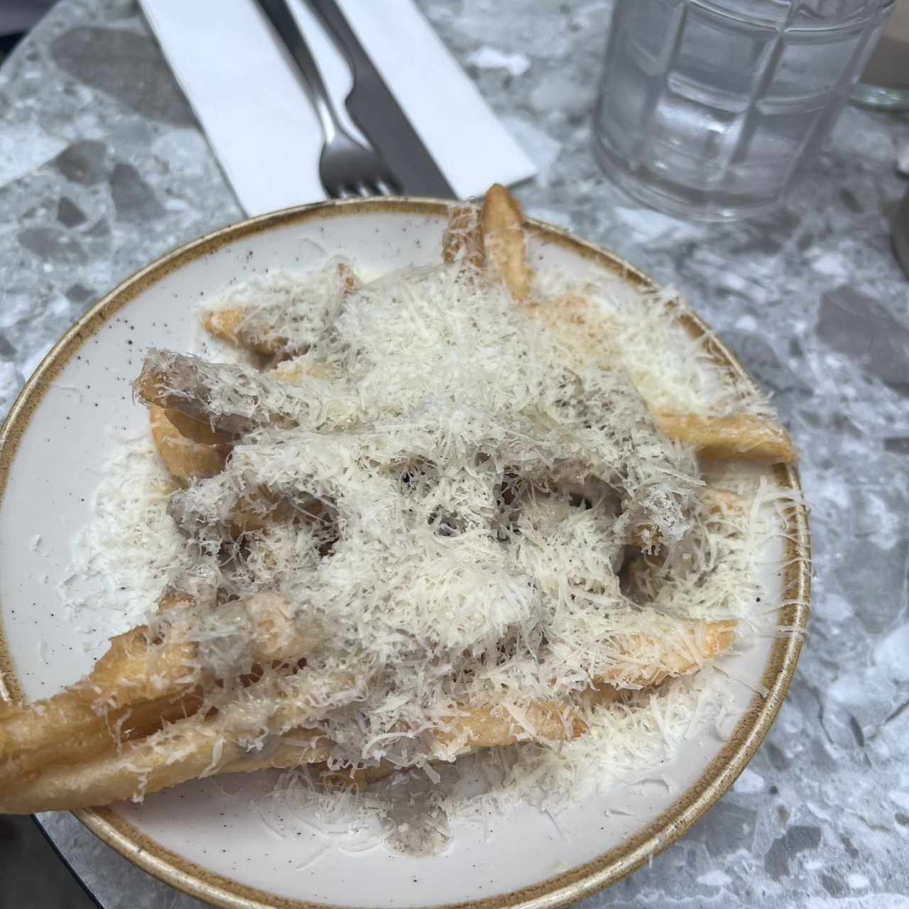 PARMESAN TRUFFLE FRIES